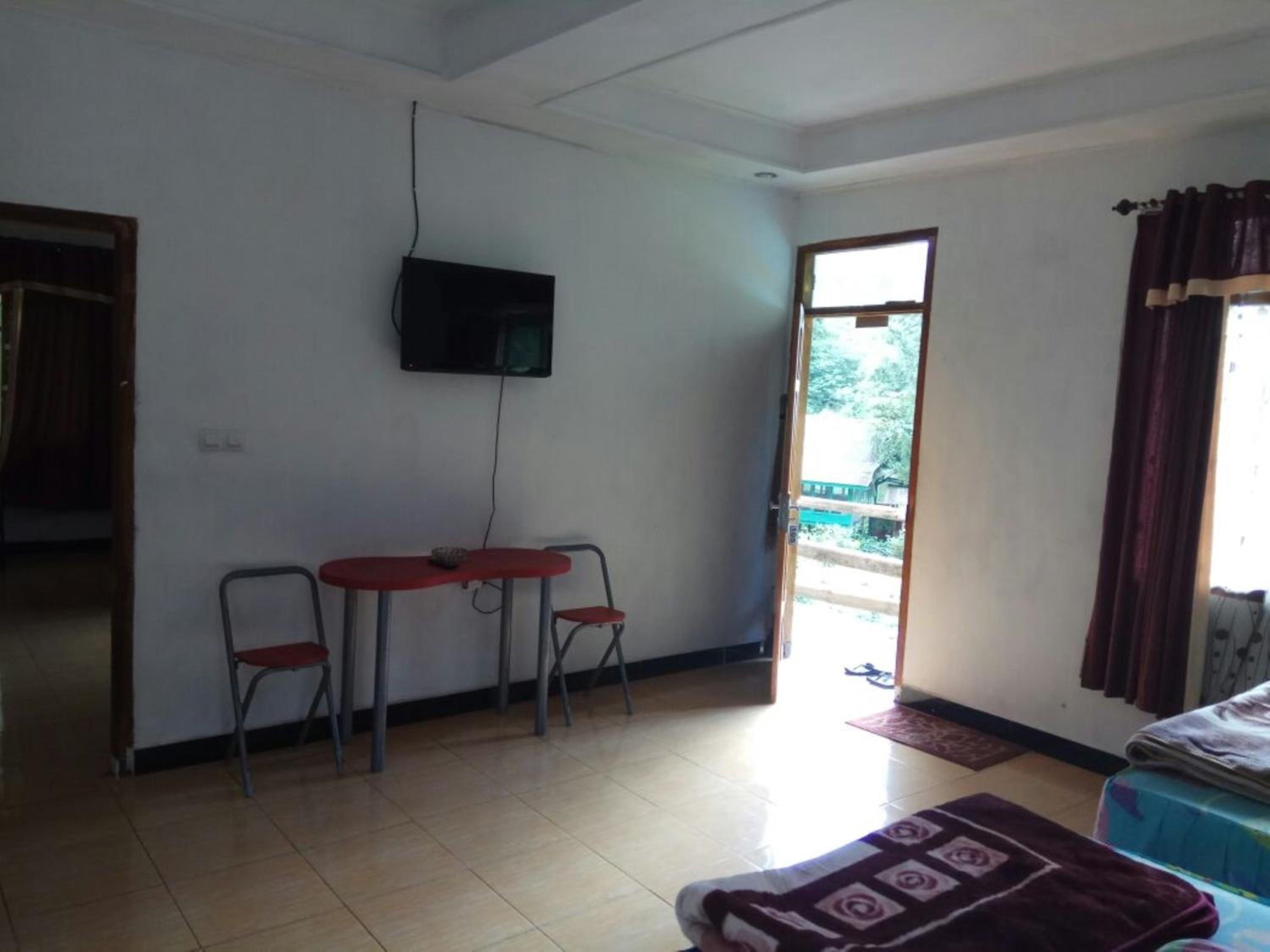 Deluxe Double or Twin Room - Photo 1