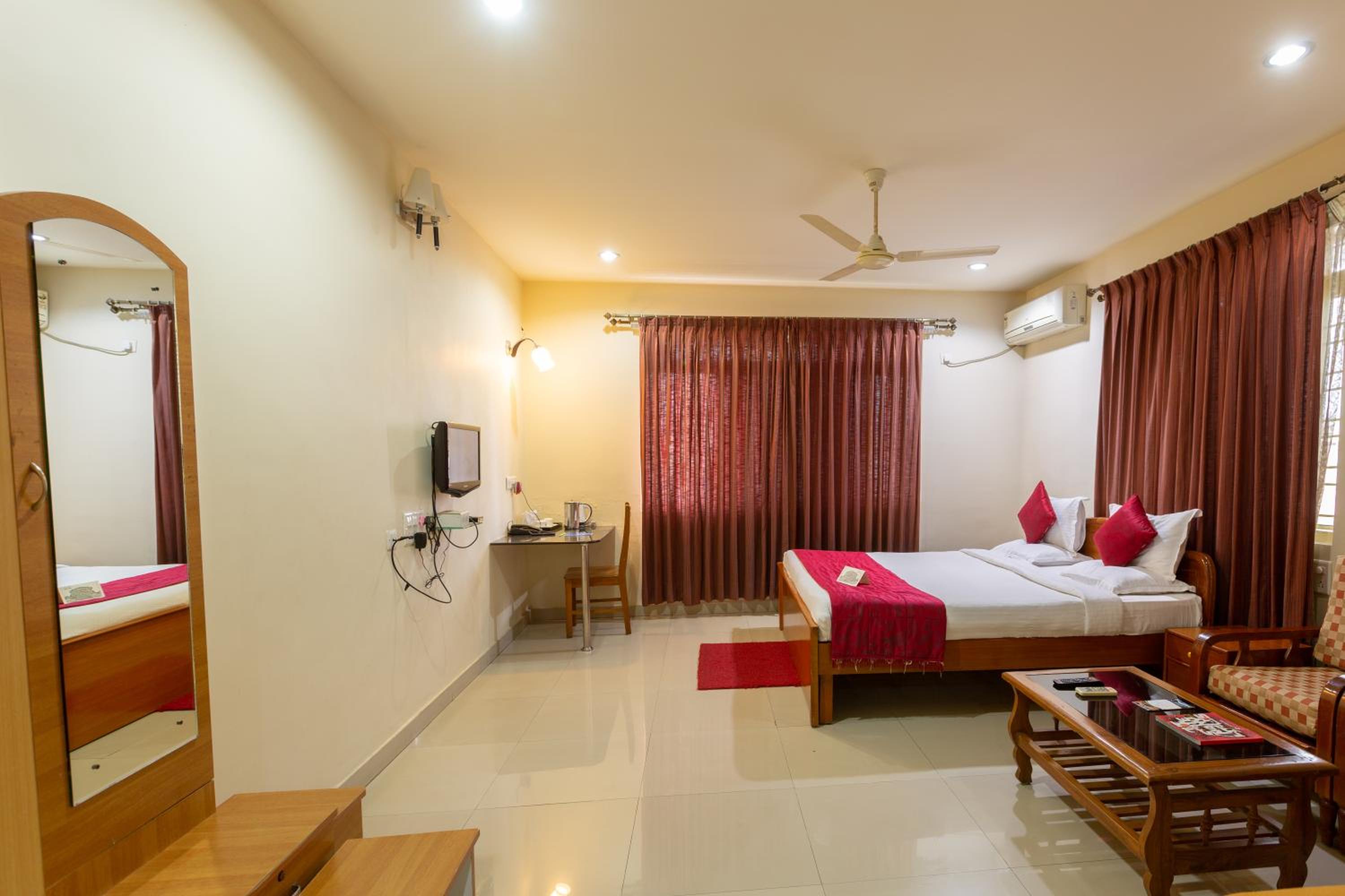 Deluxe Double Room photo 3
