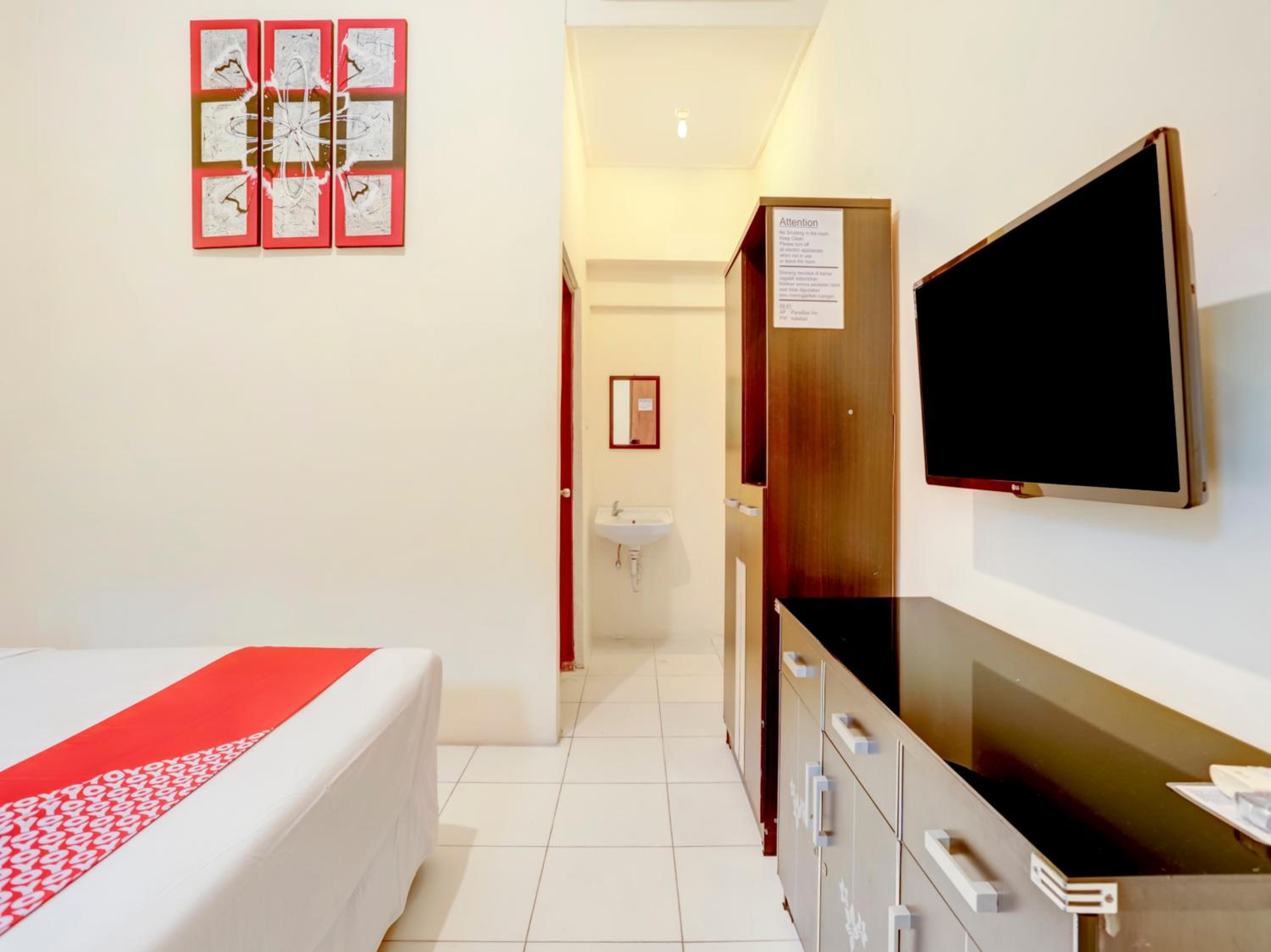 Standard Double Room - Photo 8