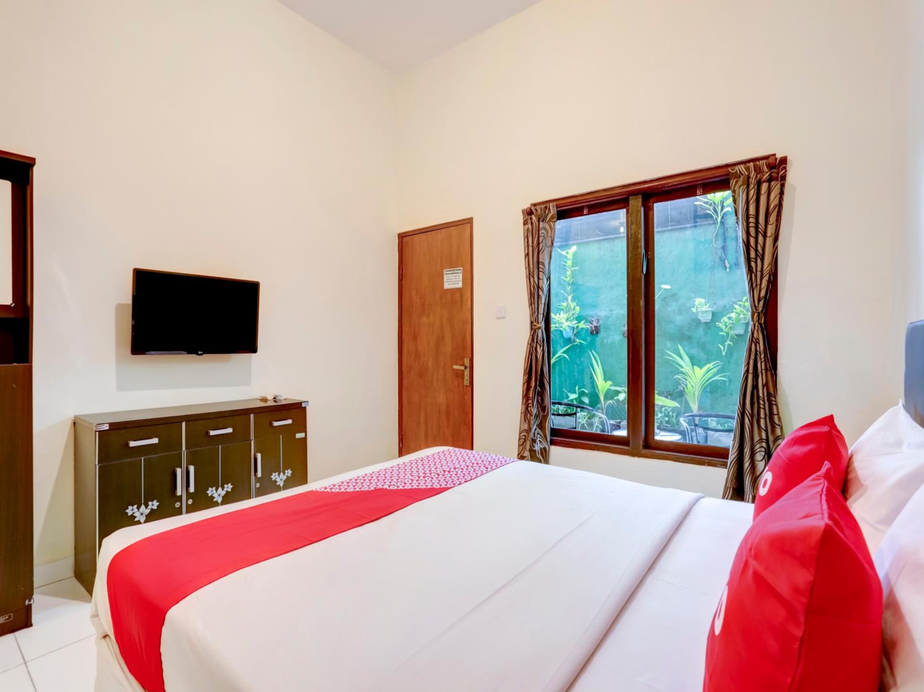 Standard Double Room - Photo 7