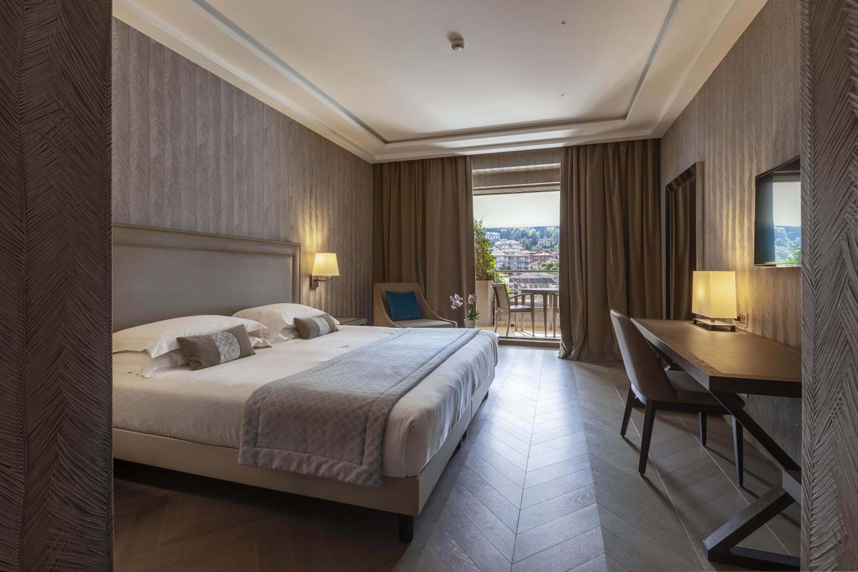 Classic Double or Twin Room - Photo 1