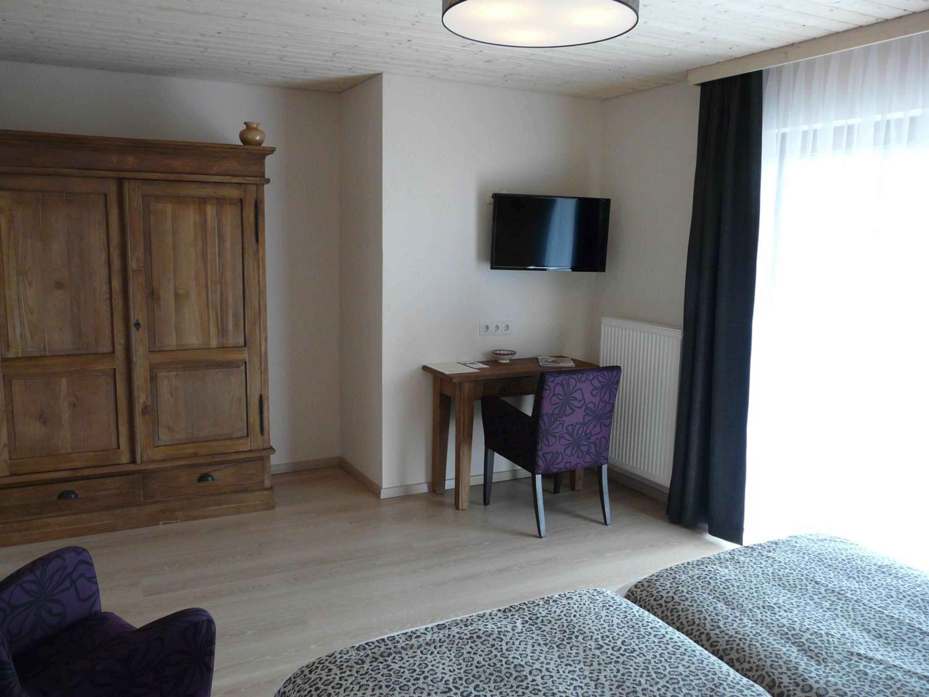 Comfort Double Room - Disability Access photo 2