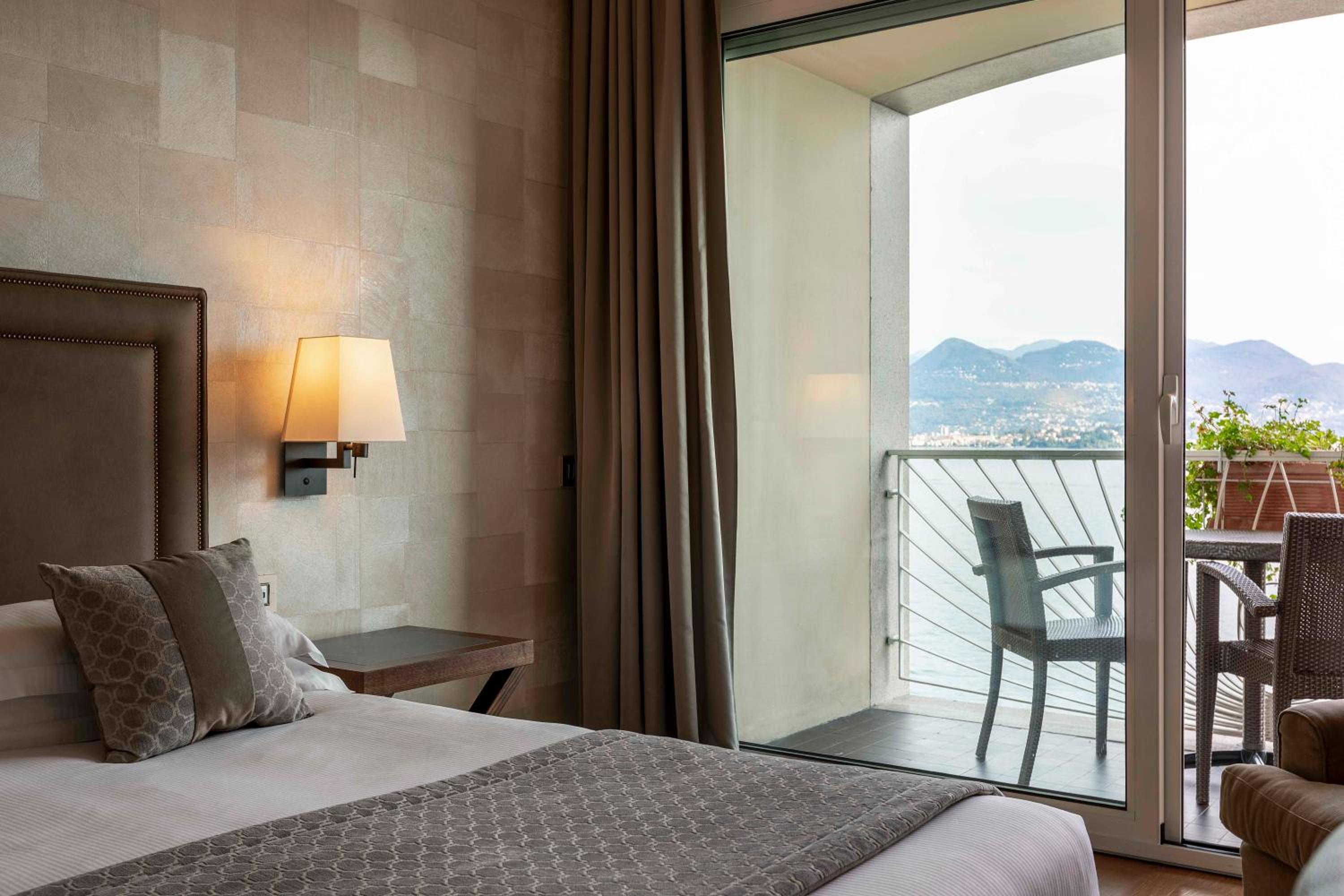 Deluxe Double or Twin Room with Lake View - Photo 4