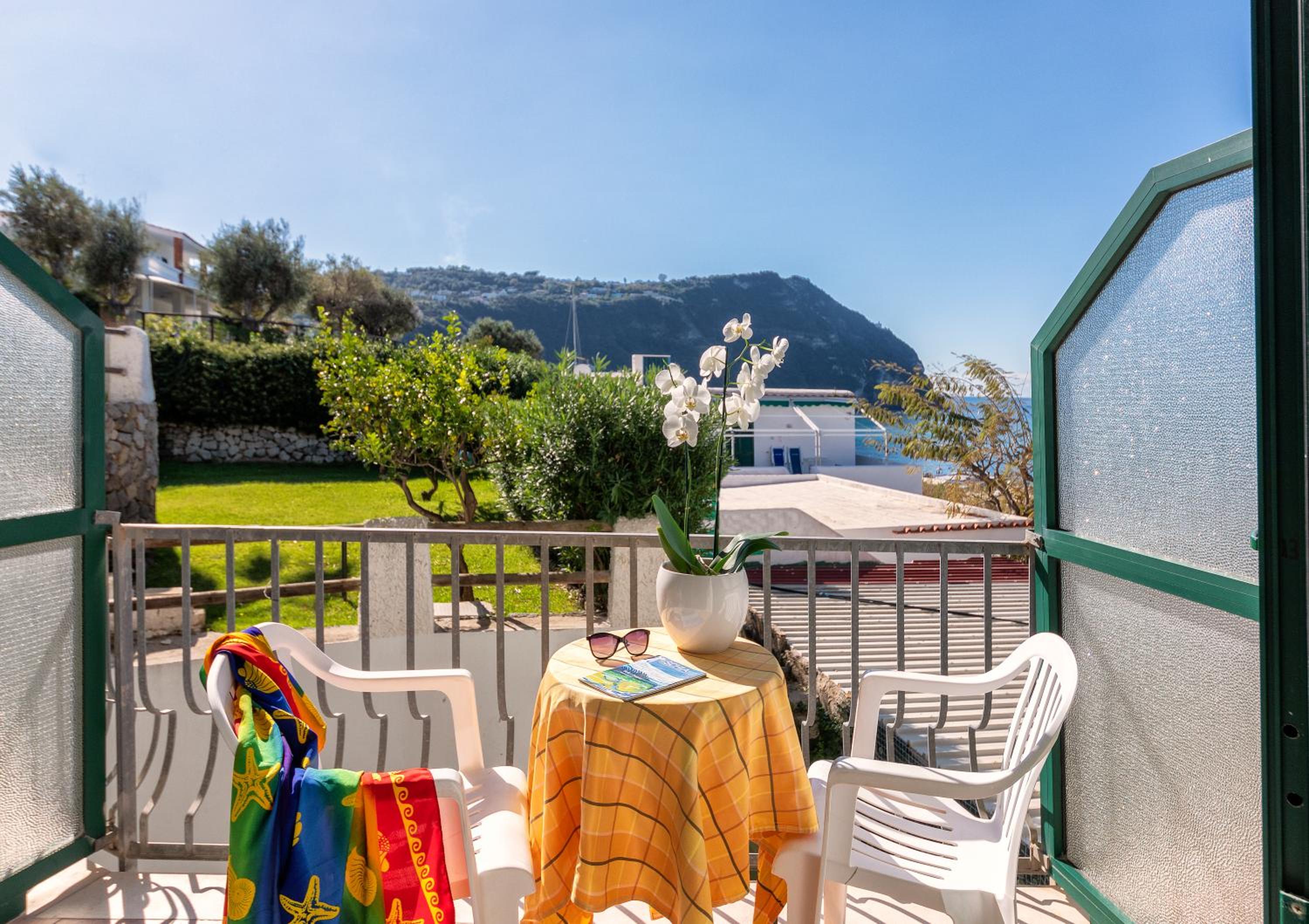 Double or Twin Room with Side Sea View