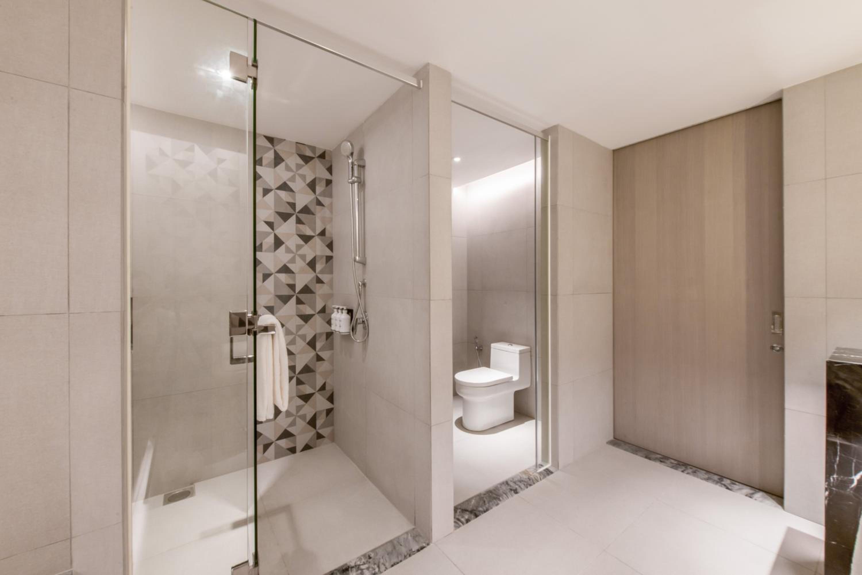 King Suite with City View