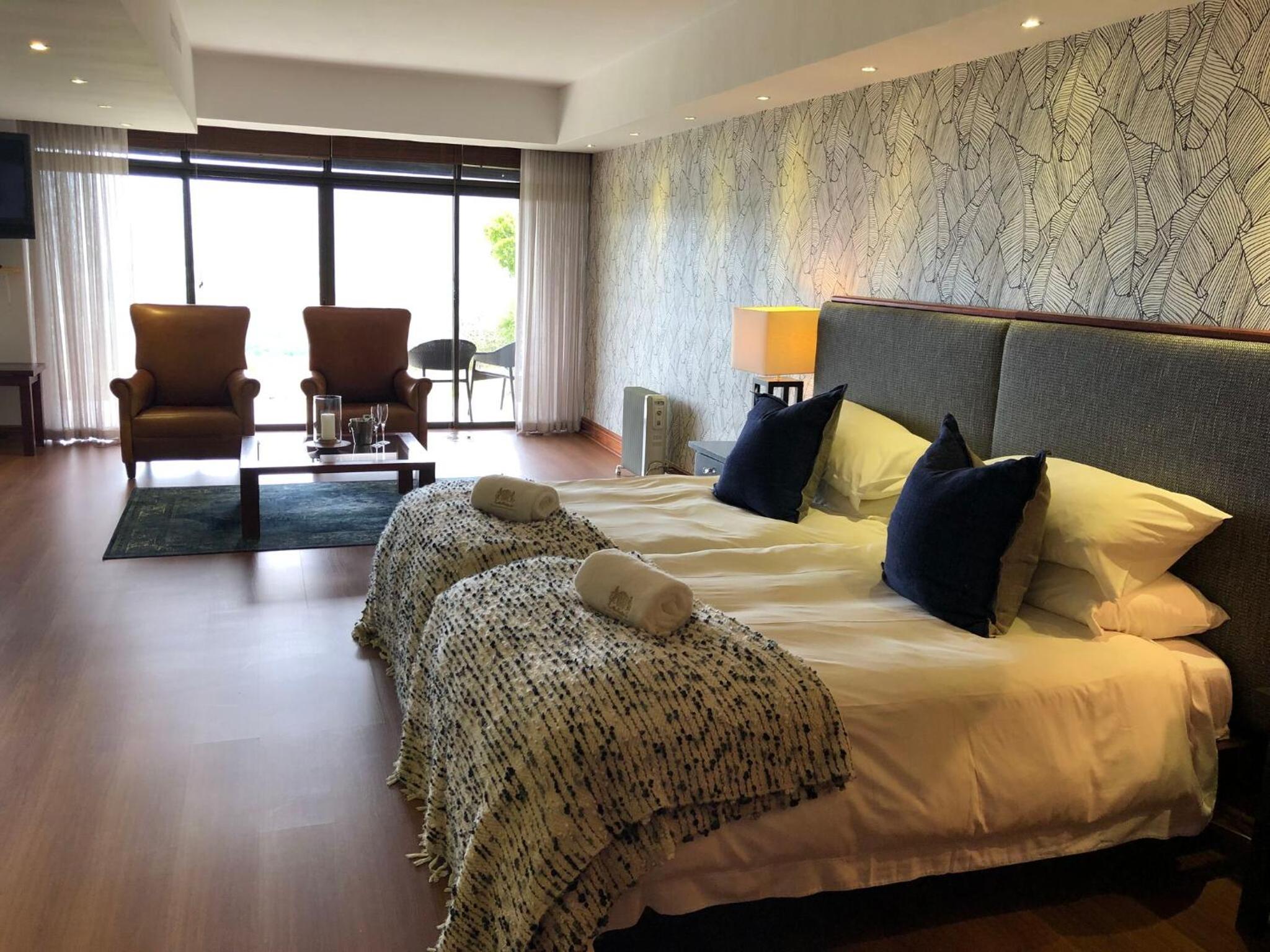 Suite With Mountain View photo 3