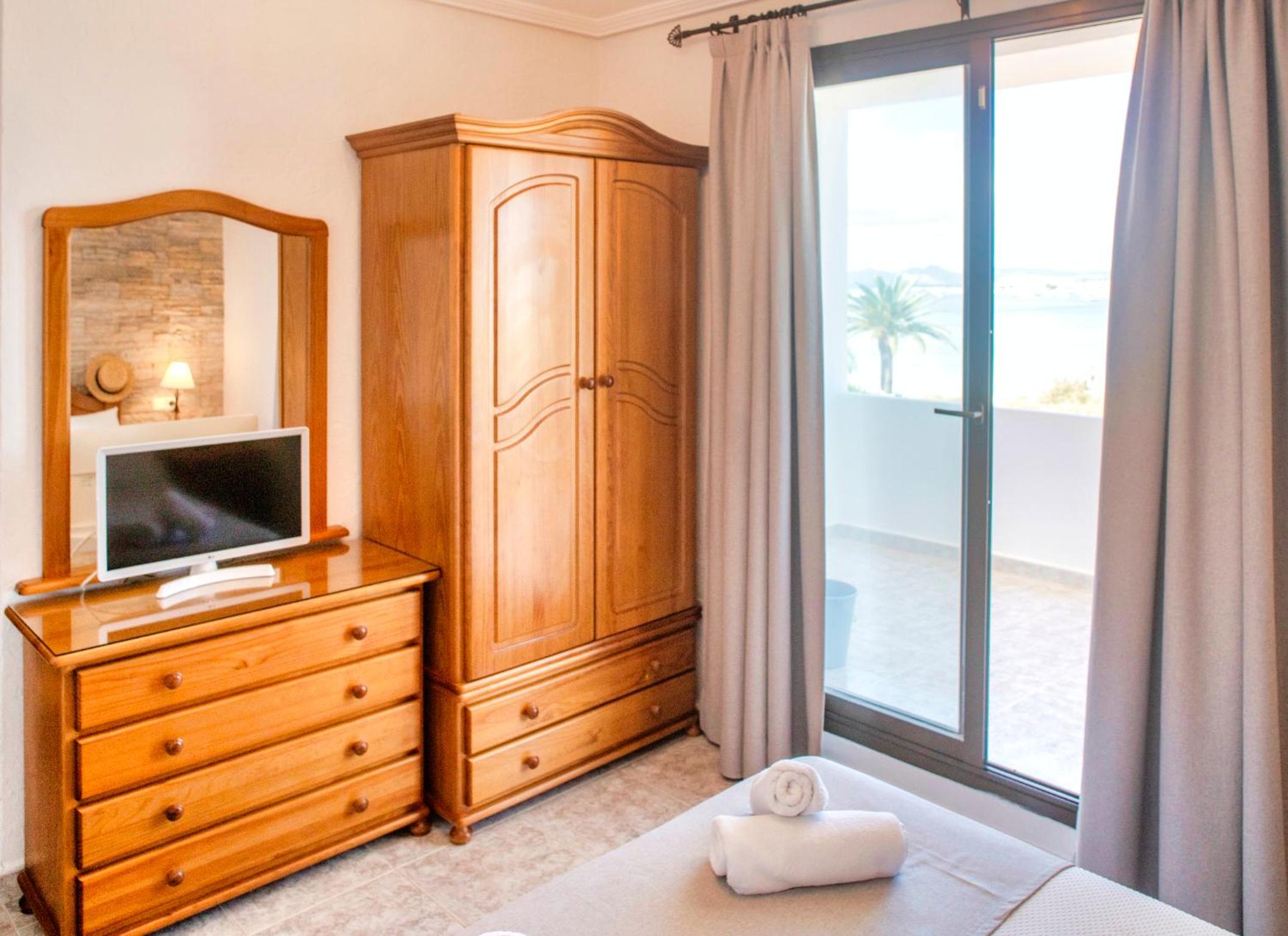 Double Room with Sea View photo 2