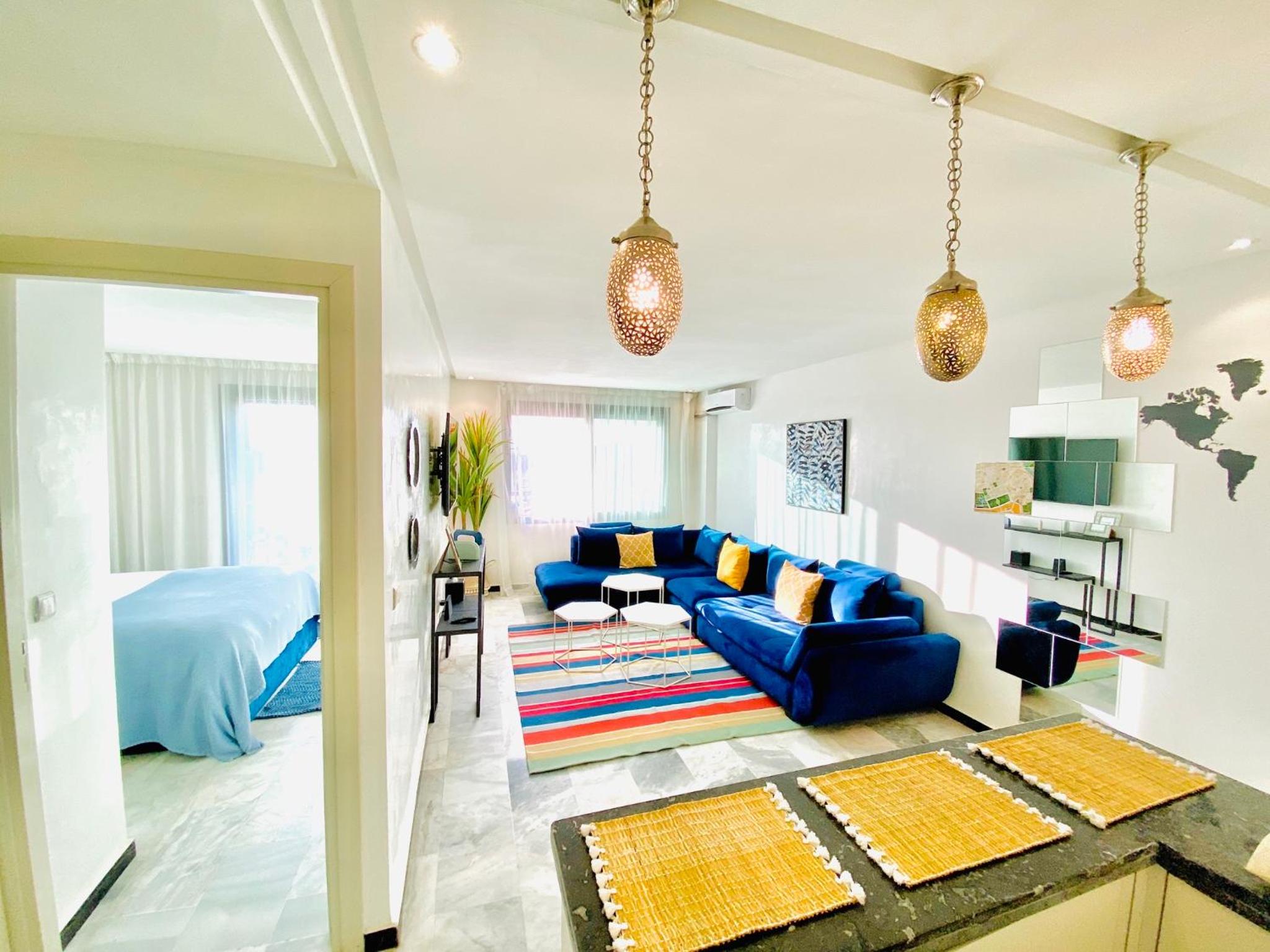 Apartment with Balcony - Photo 30