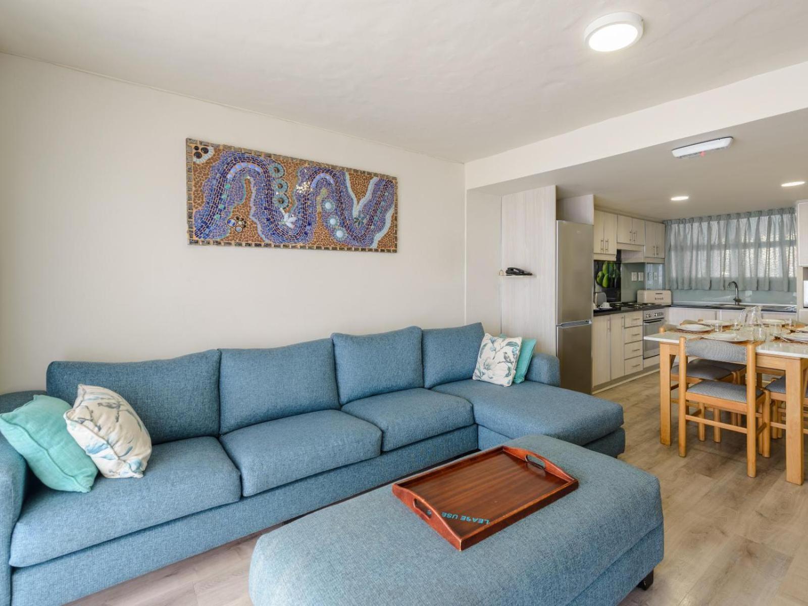 One-Bedroom Apartment with Sea View photo 1