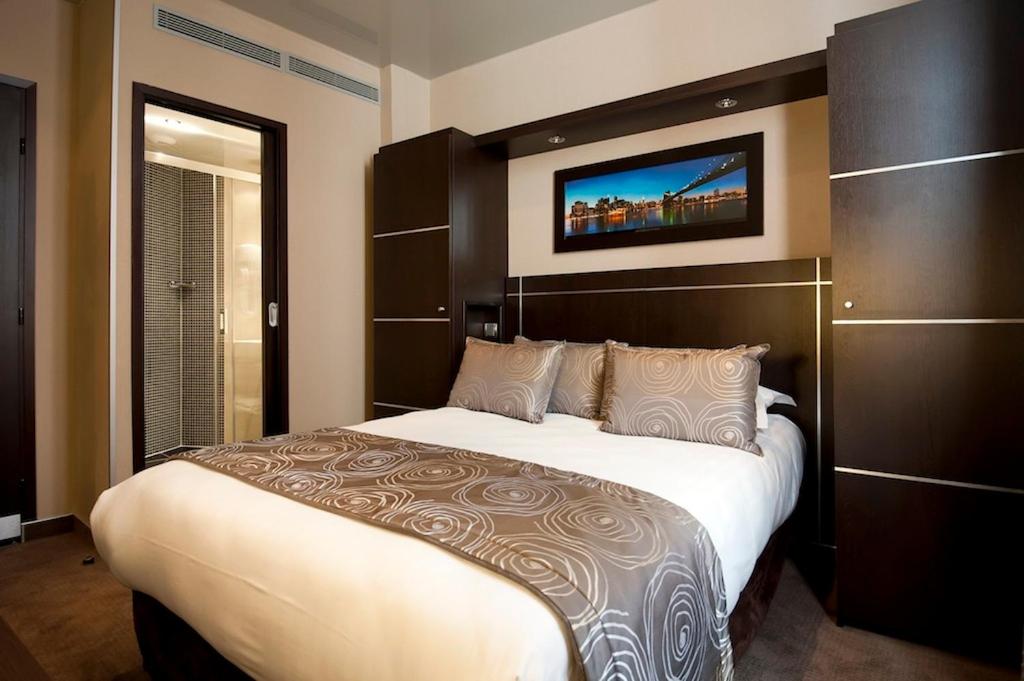 Superior Single Room