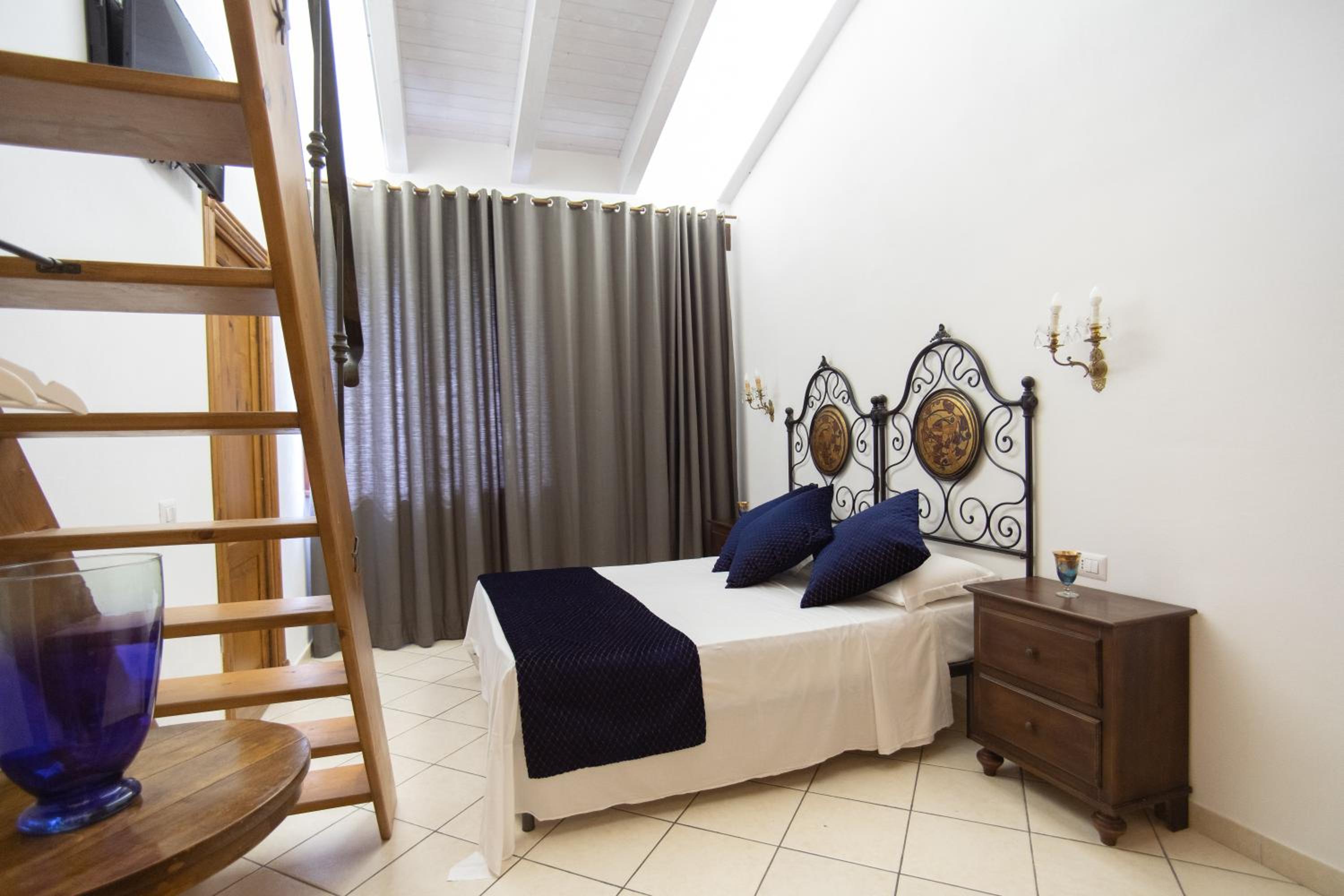 Superior Quadruple Room with Mezzanine photo 3