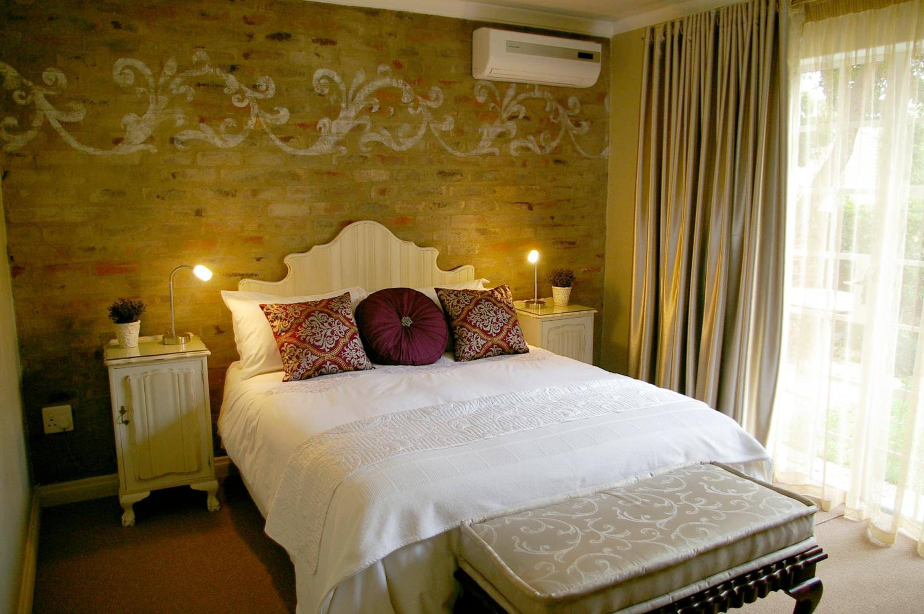 Executive Queen Room