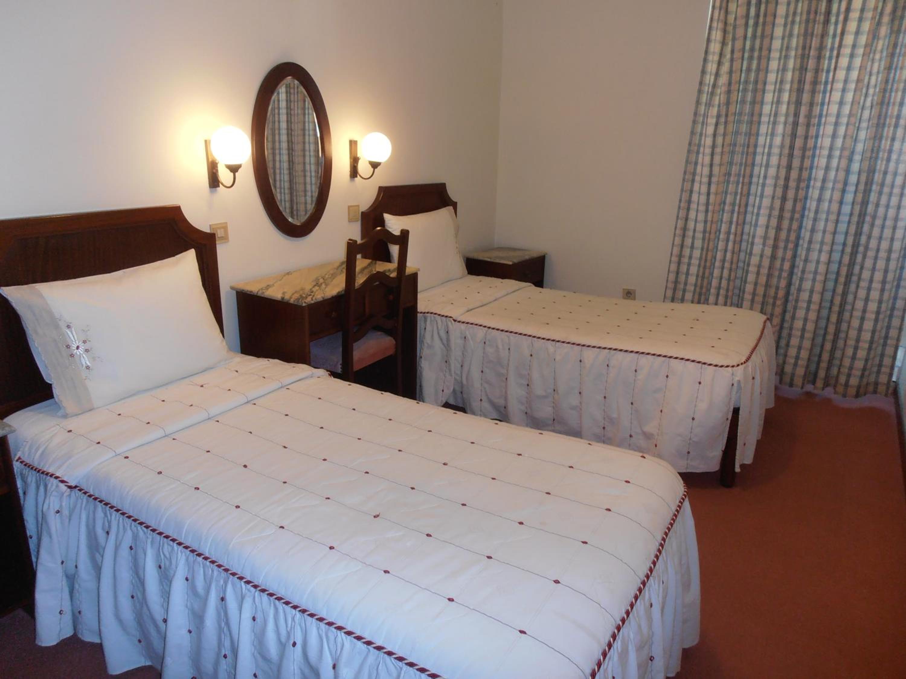 Standard Double or Twin Room - Photo 1