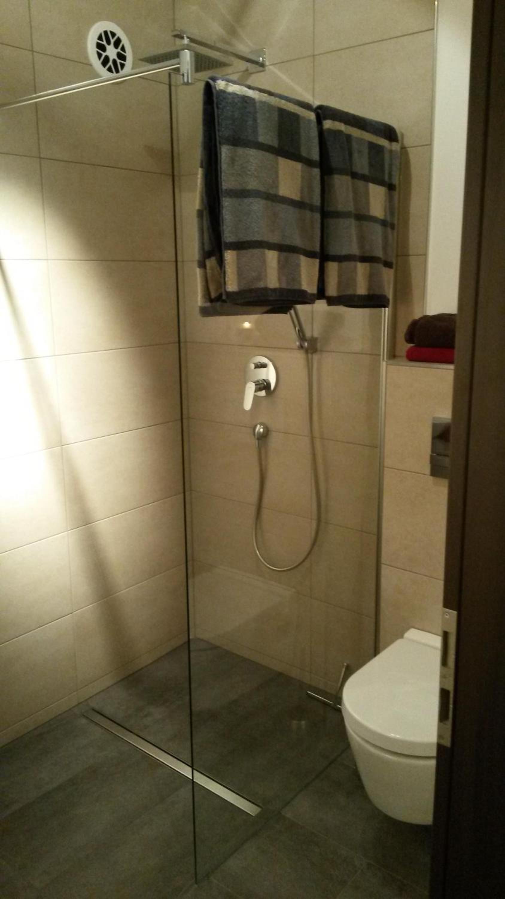 Standard Double Room - Photo 2