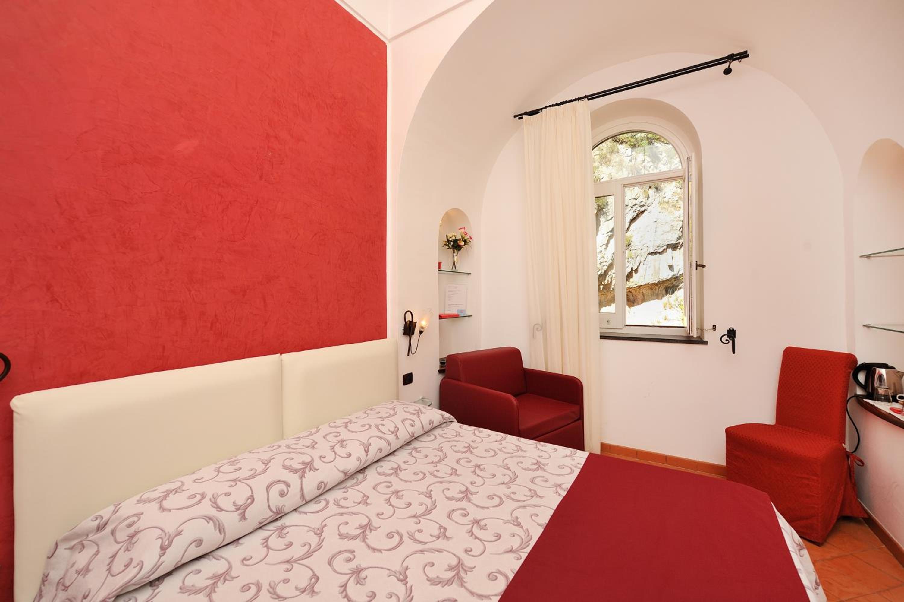 Deluxe Quadruple Room photo 3