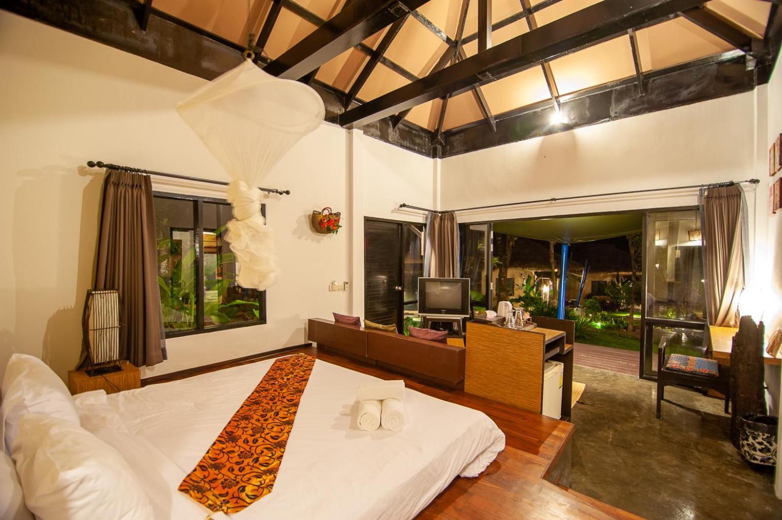 Deluxe Bungalow mit Gartenblick