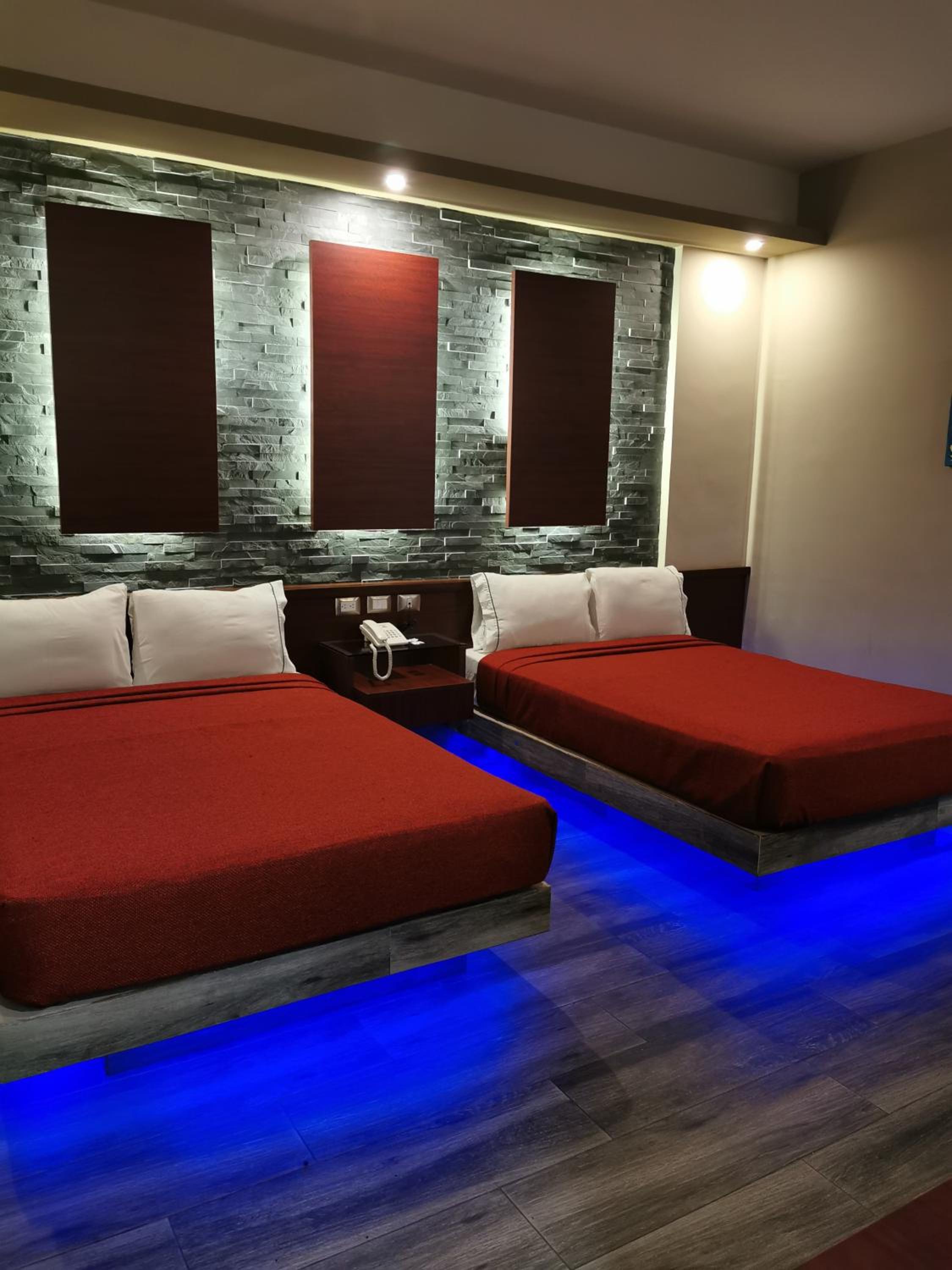 Double Room - Photo 1