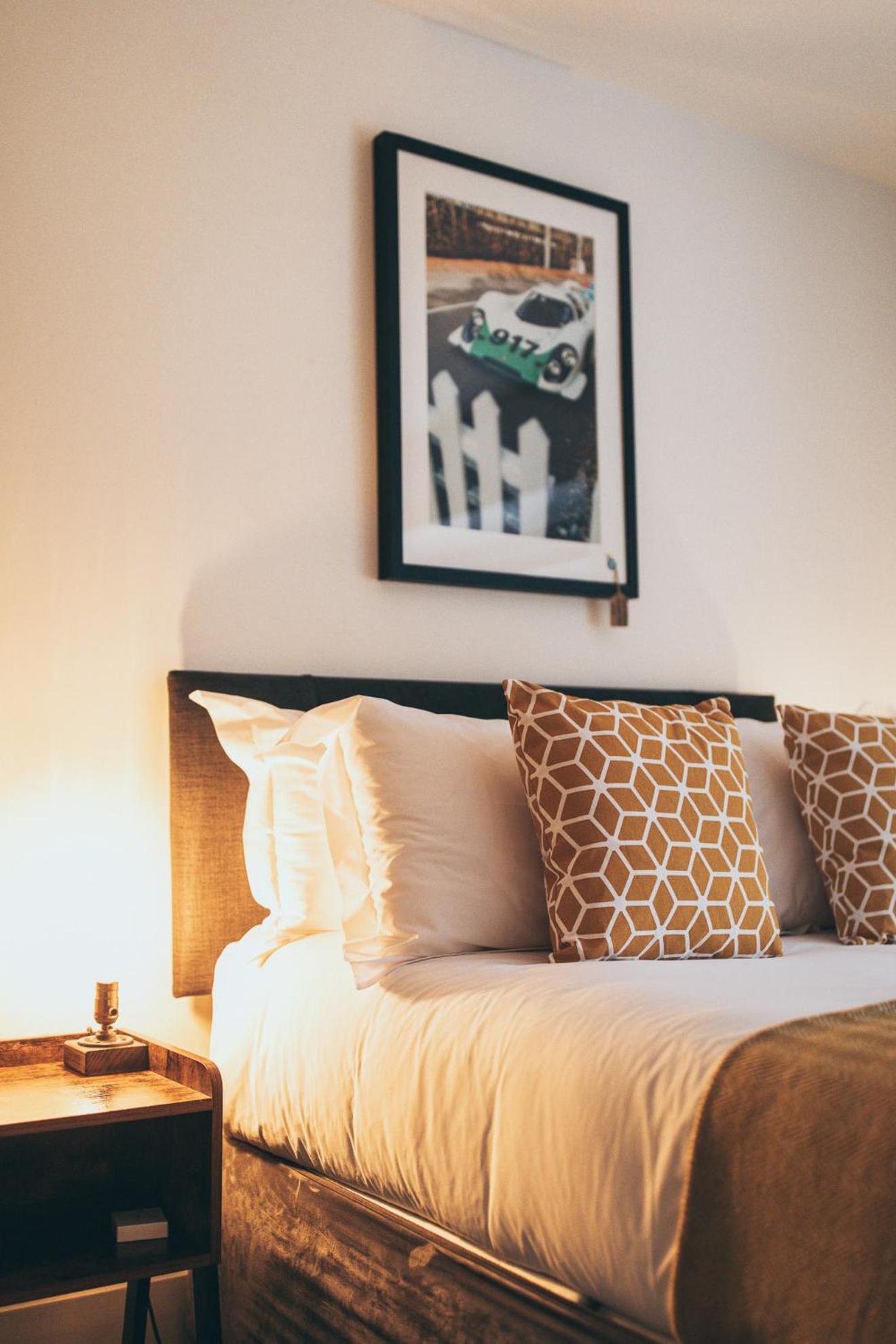 Superior King Room - Photo 2