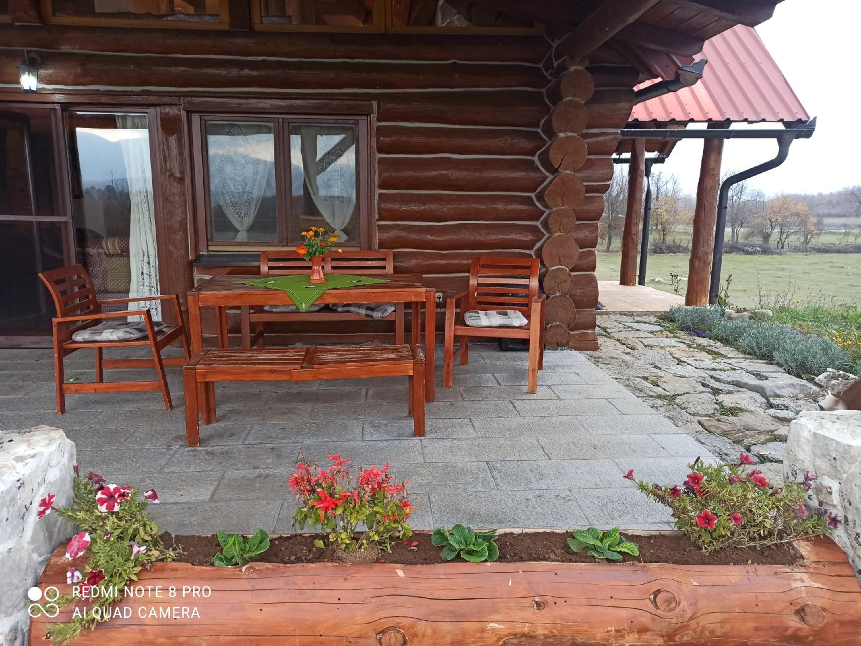 Three-Bedroom Chalet photo 2