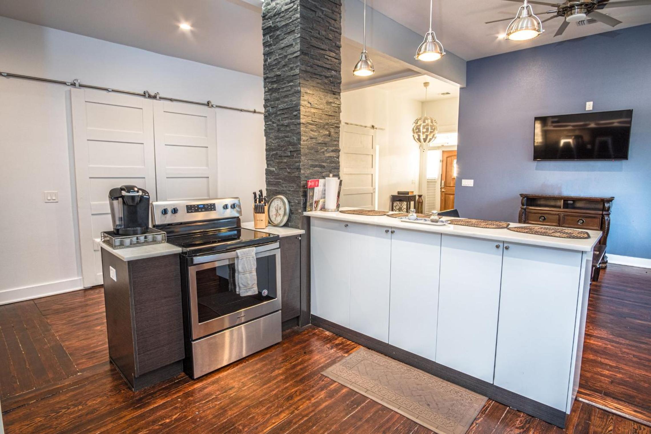 Three-Bedroom House - Photo 20