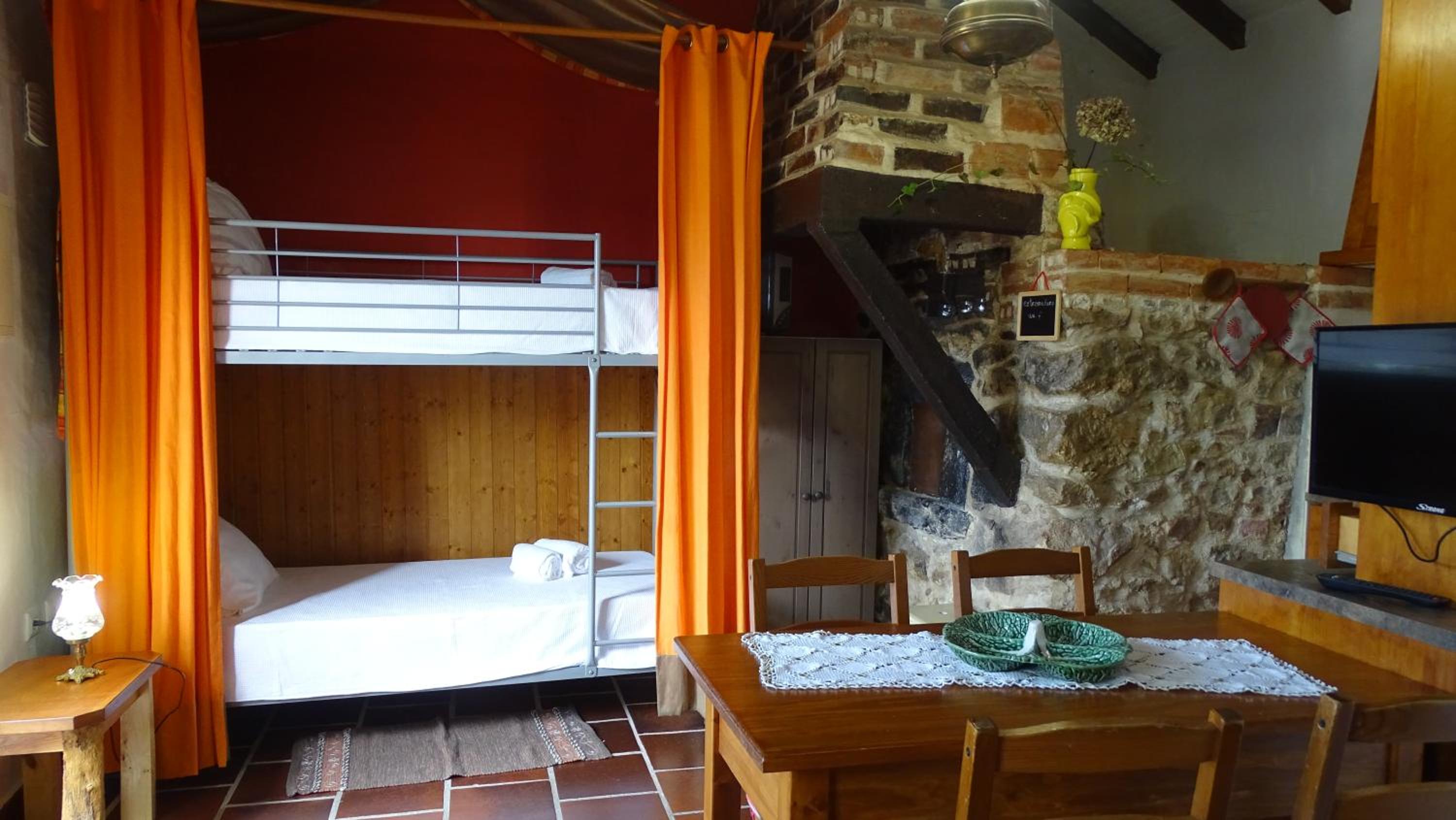 One-Bedroom House photo 2