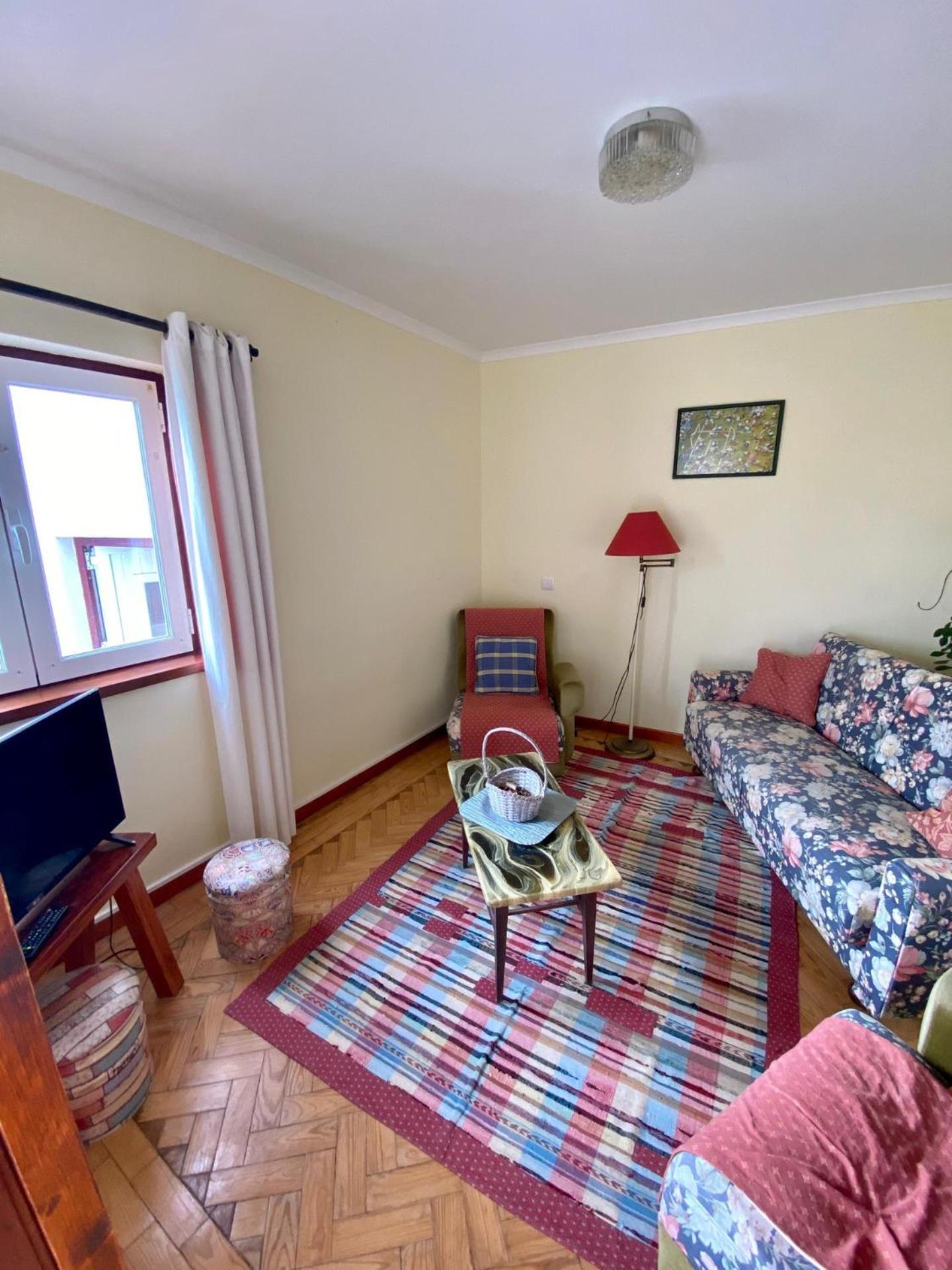 Three-Bedroom House photo 3