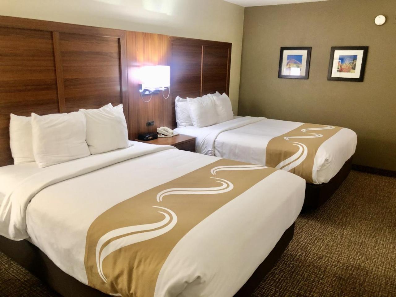 Standard Room, 2 Queen Beds, Non Smoking photo 3