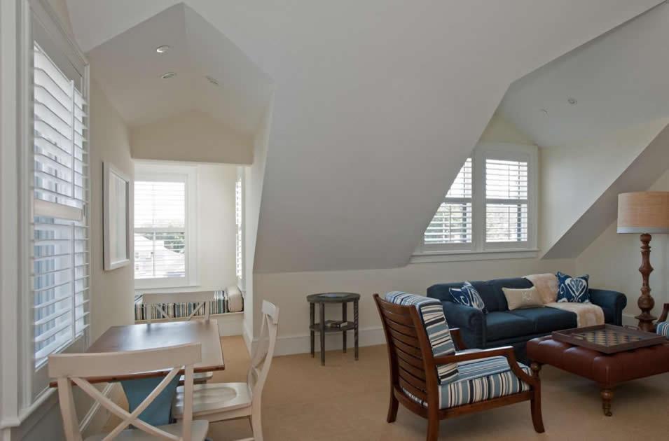 King Suite with Ocean View photo 2