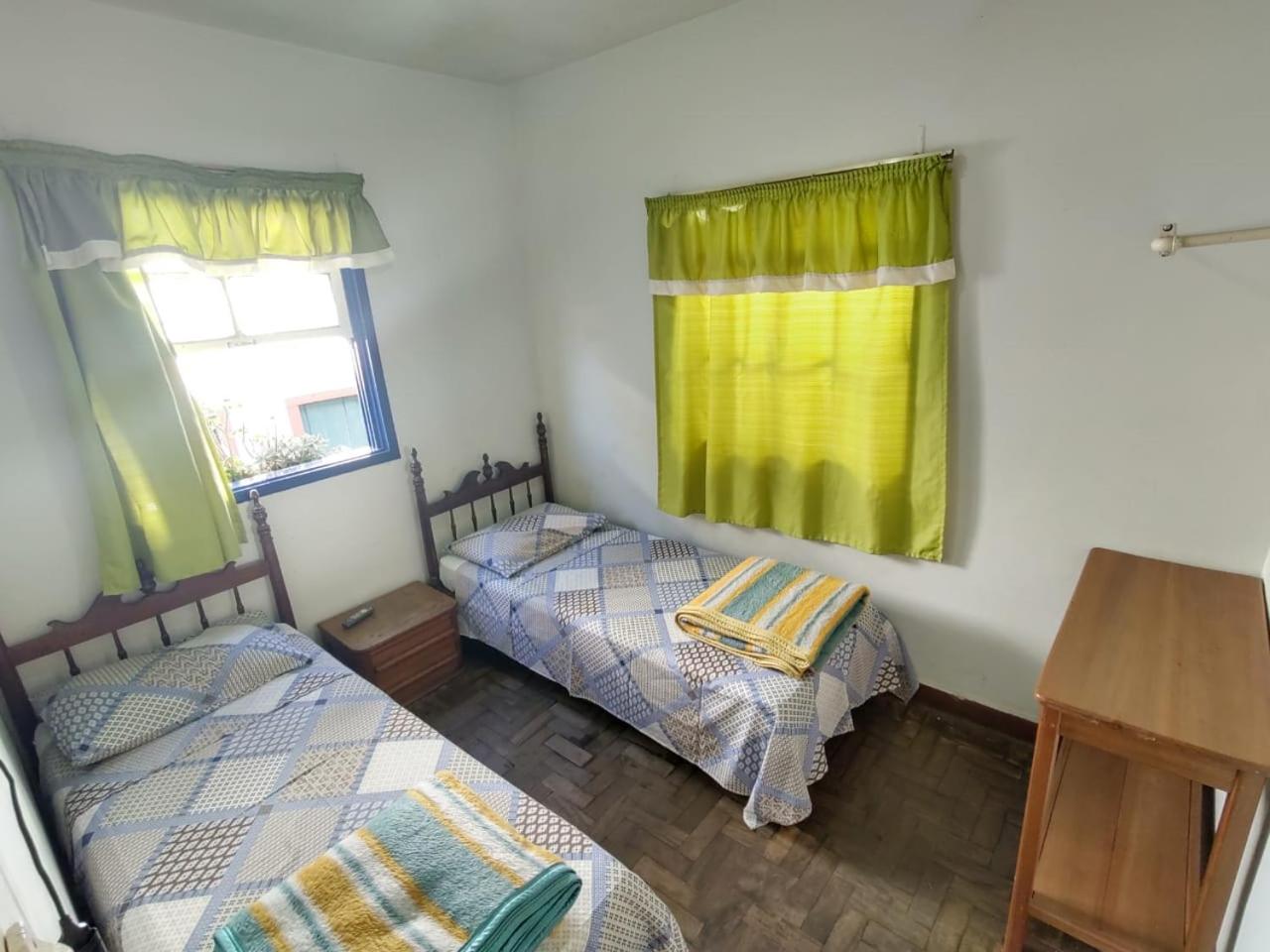Double Room with Shared Bathroom photo 2