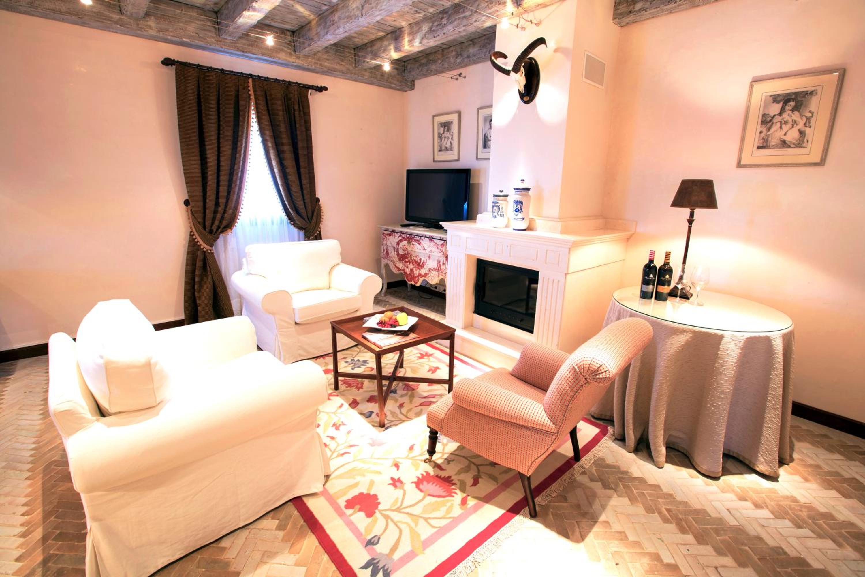 Executive Junior Suite - Photo 1