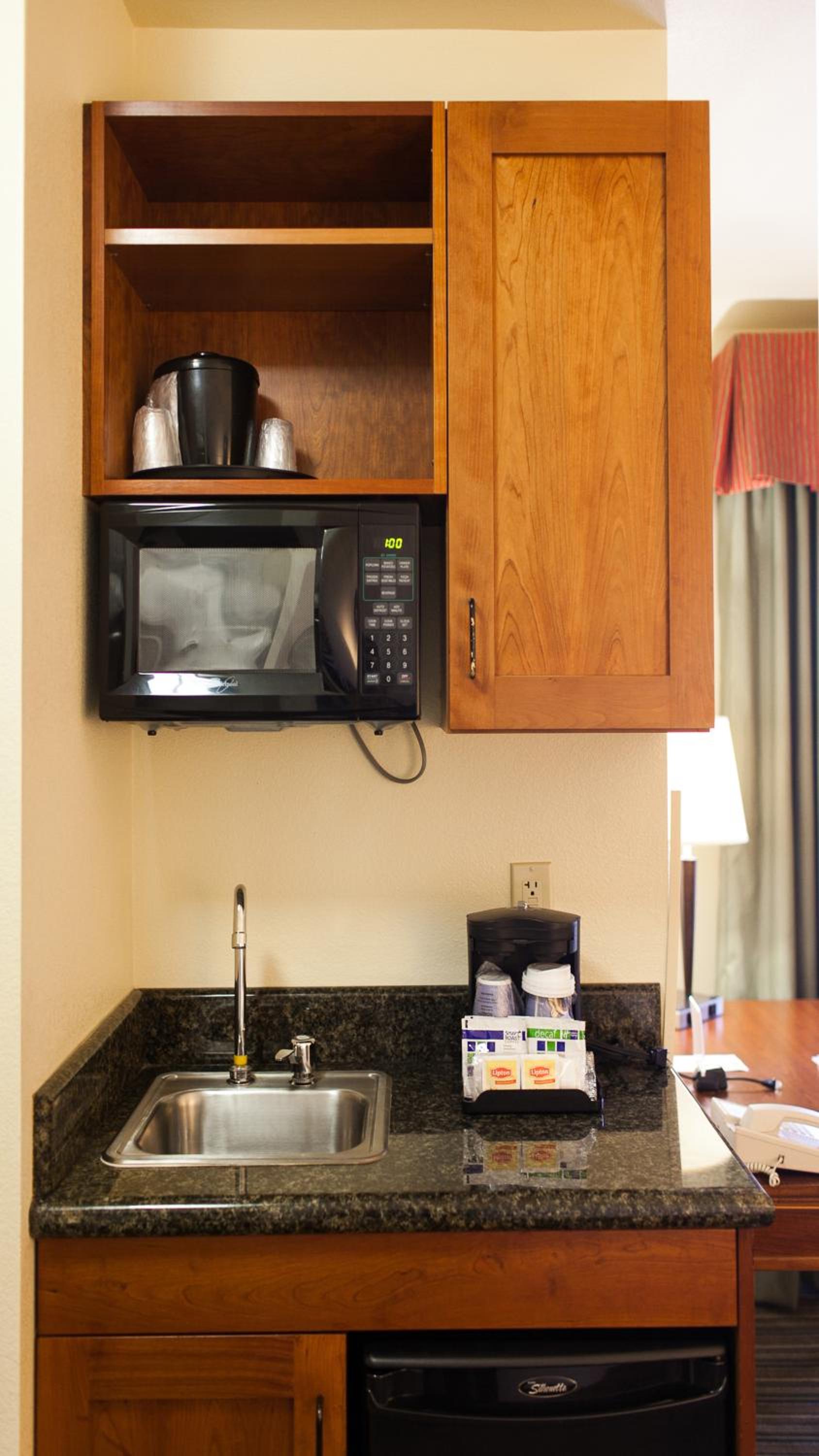 King Suite - Photo 3