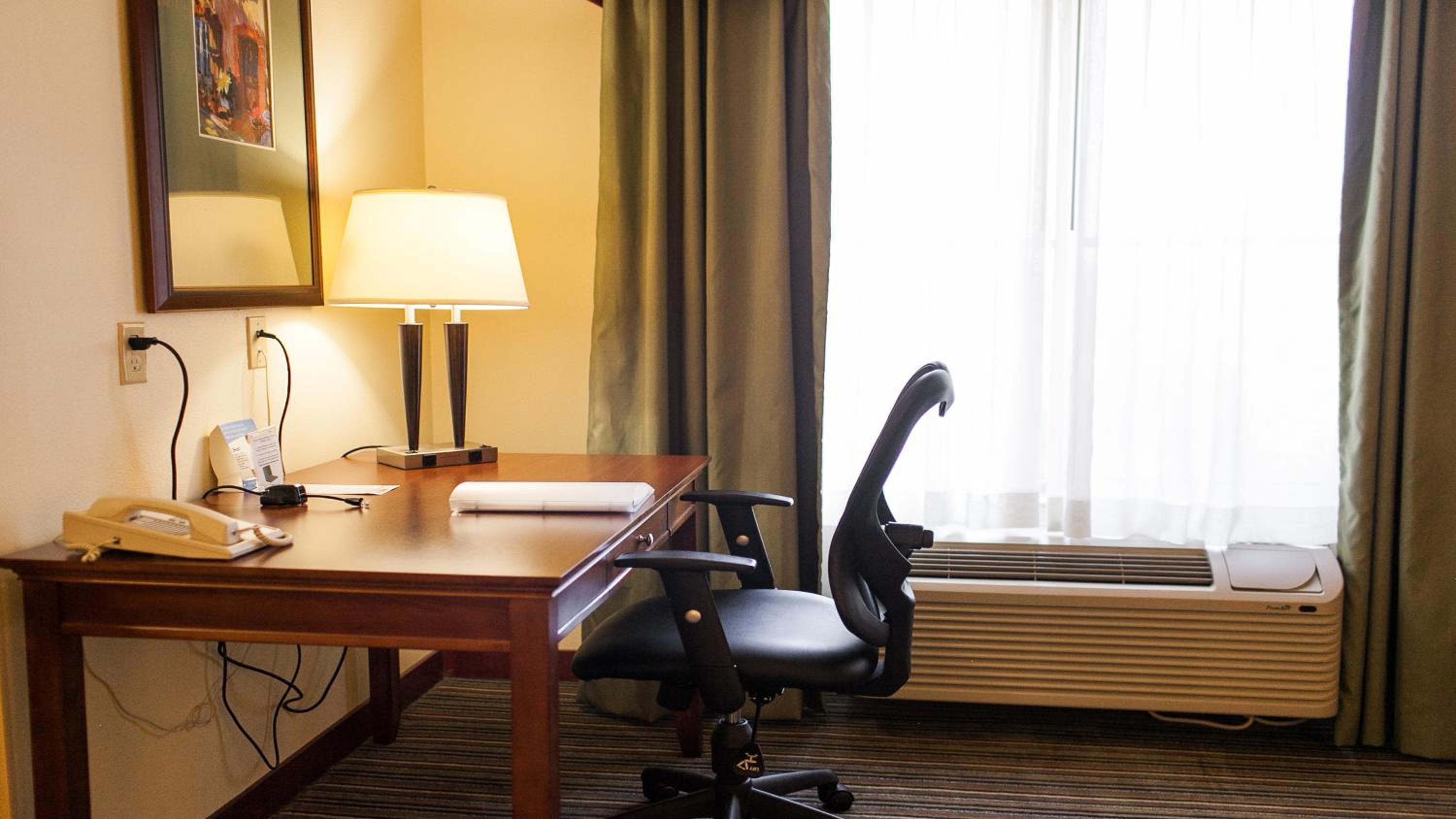 King Room - Mobility Access/Hearing Accessible - Photo 1
