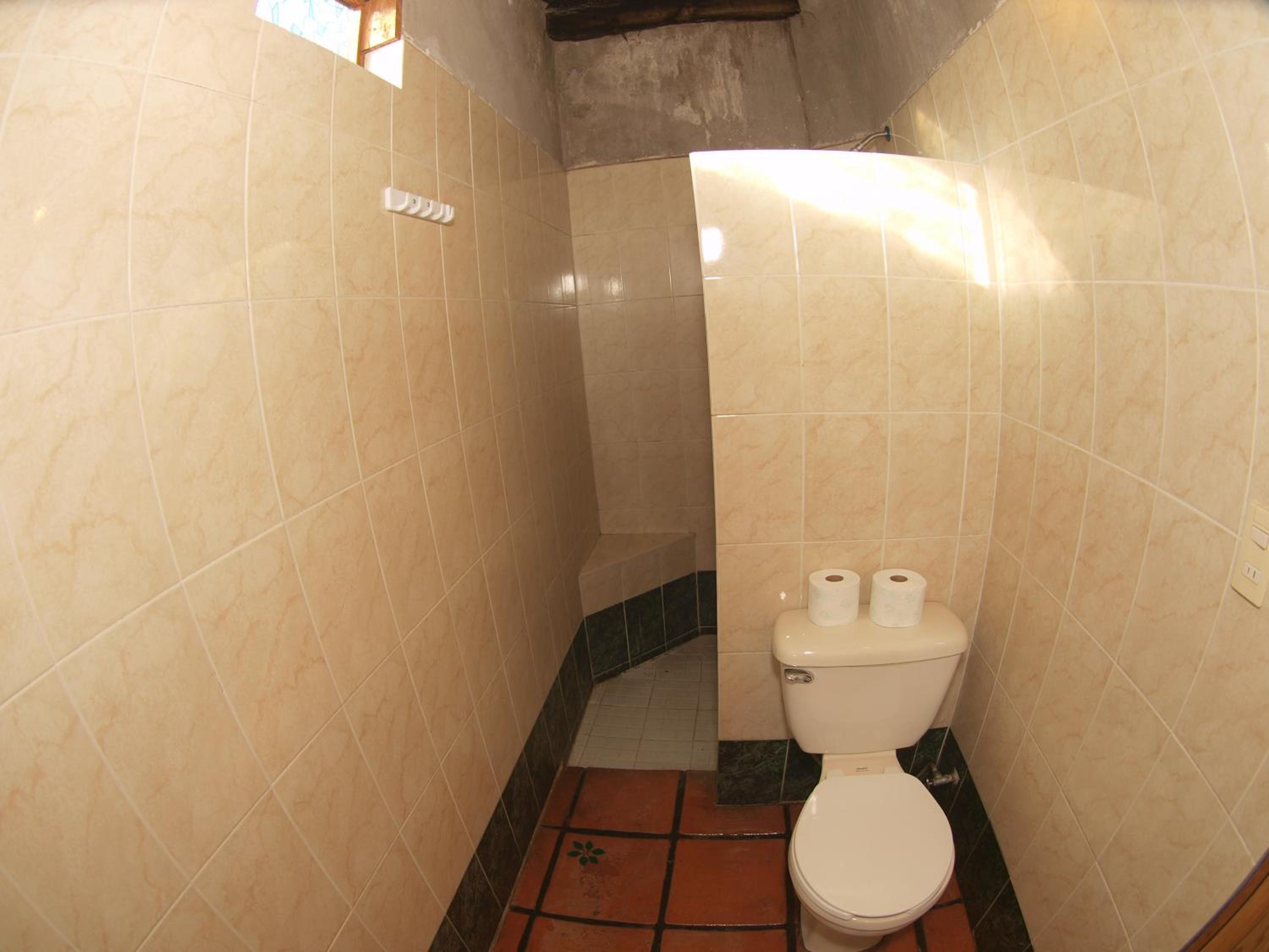 Double Room - Photo 6
