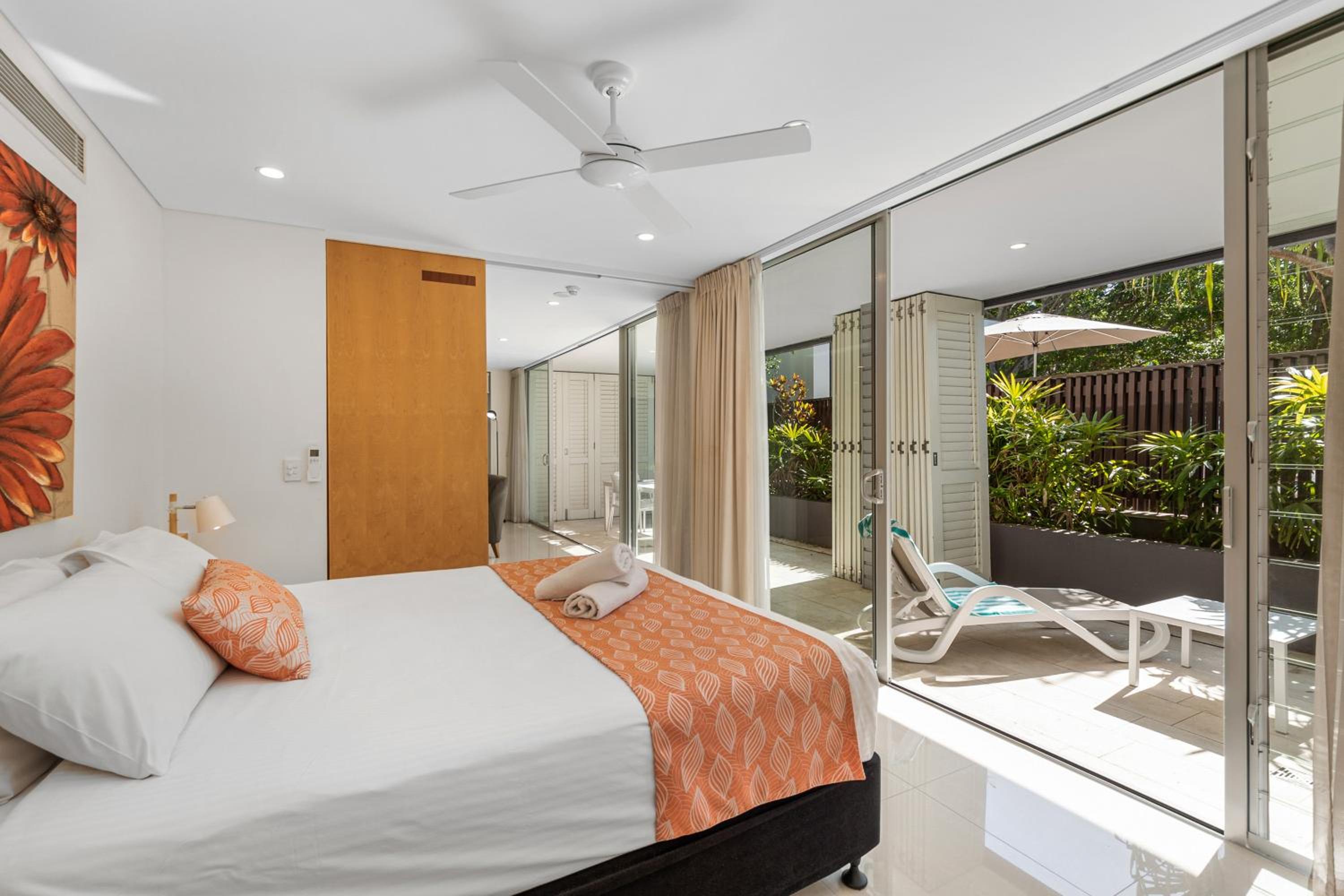 1 Bedroom Courtyard Apartment