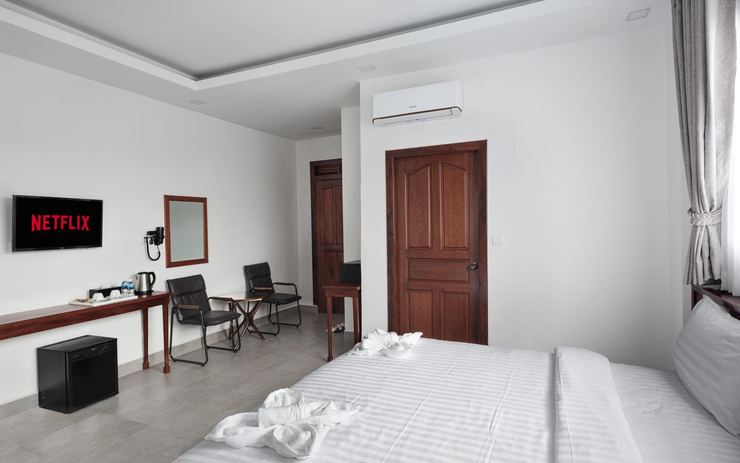 Deluxe Double Room First Floor - Photo 2