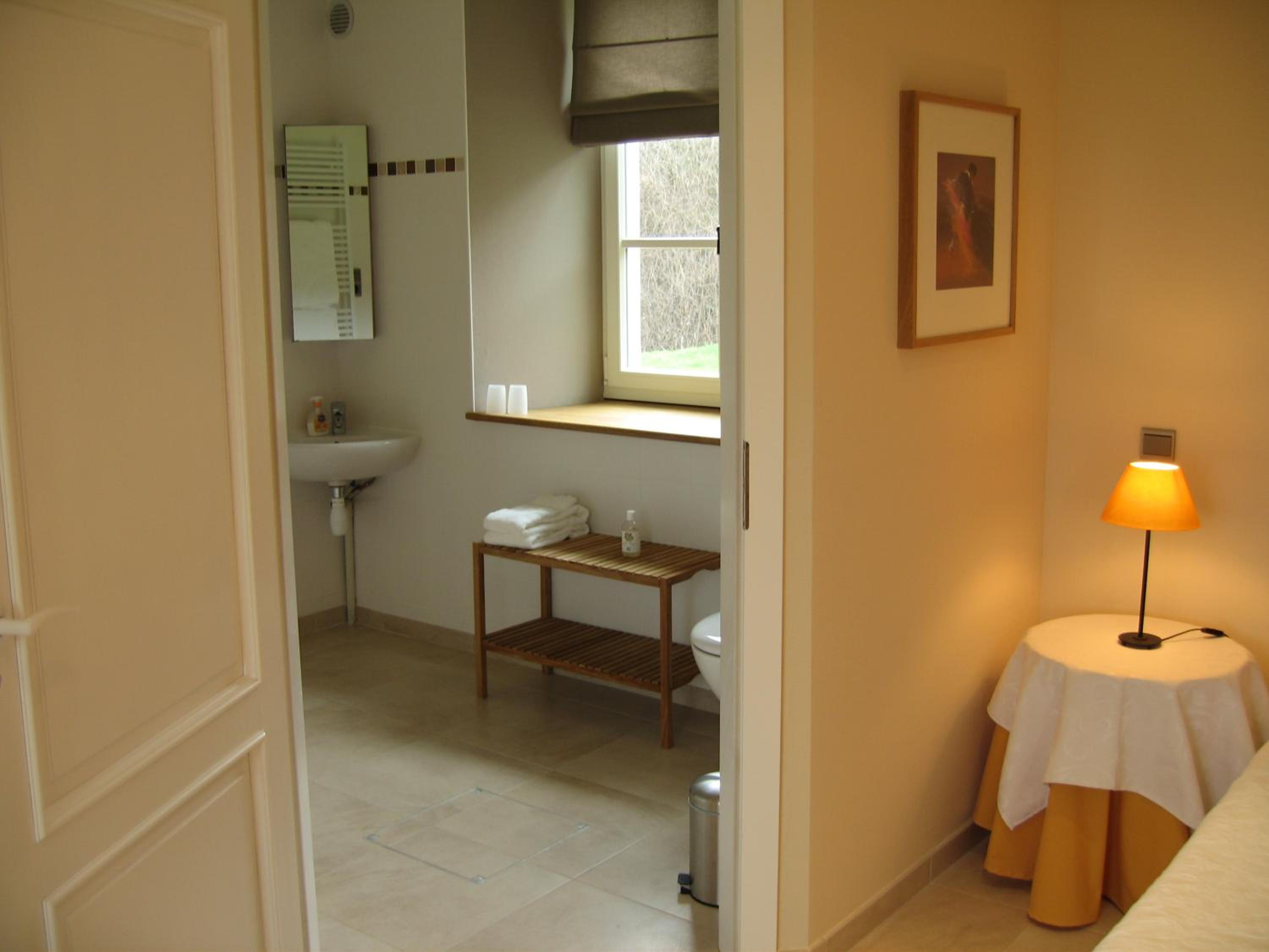 Superior Suite - Photo 3