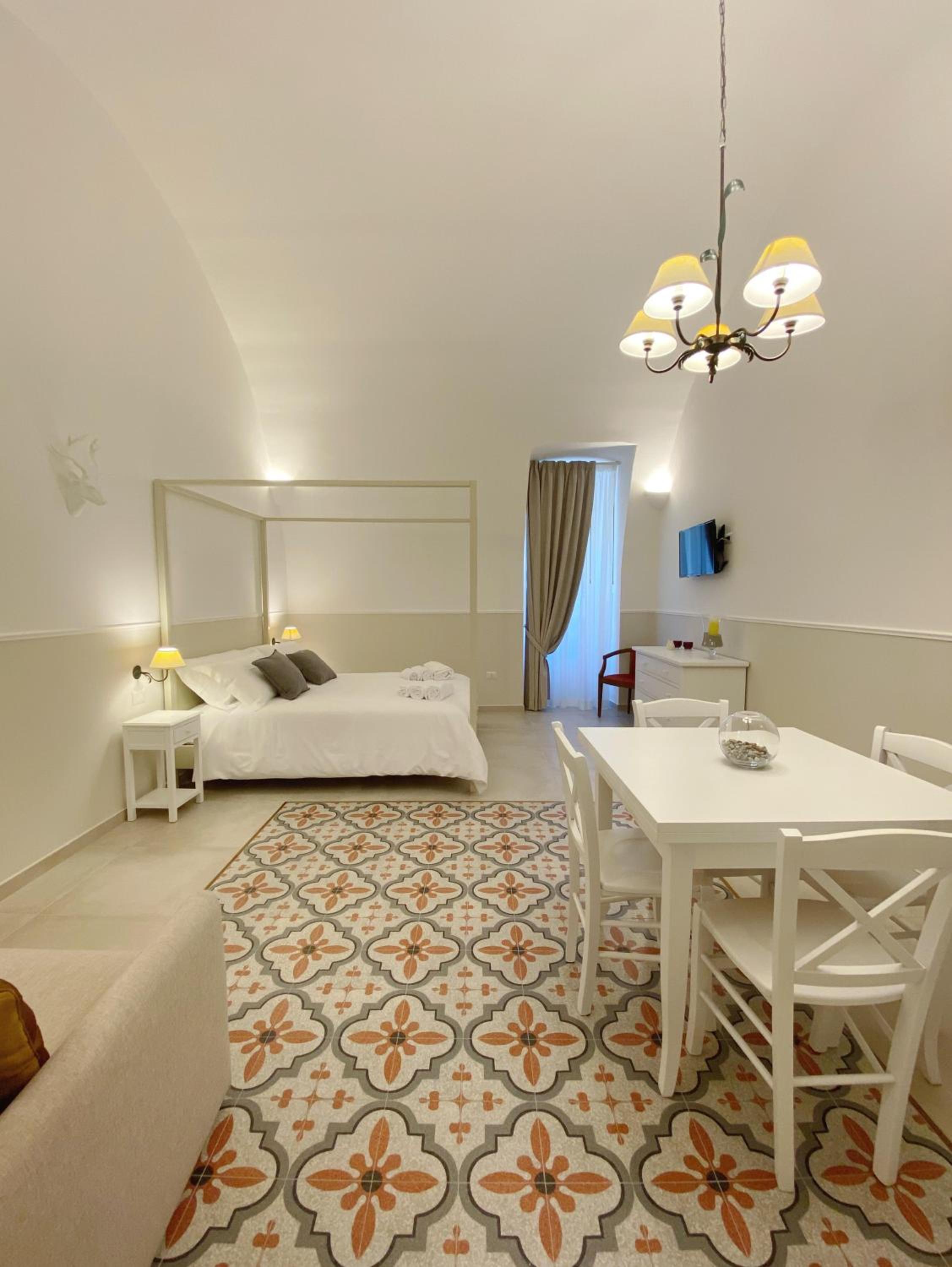 Deluxe Apartment - Photo 5