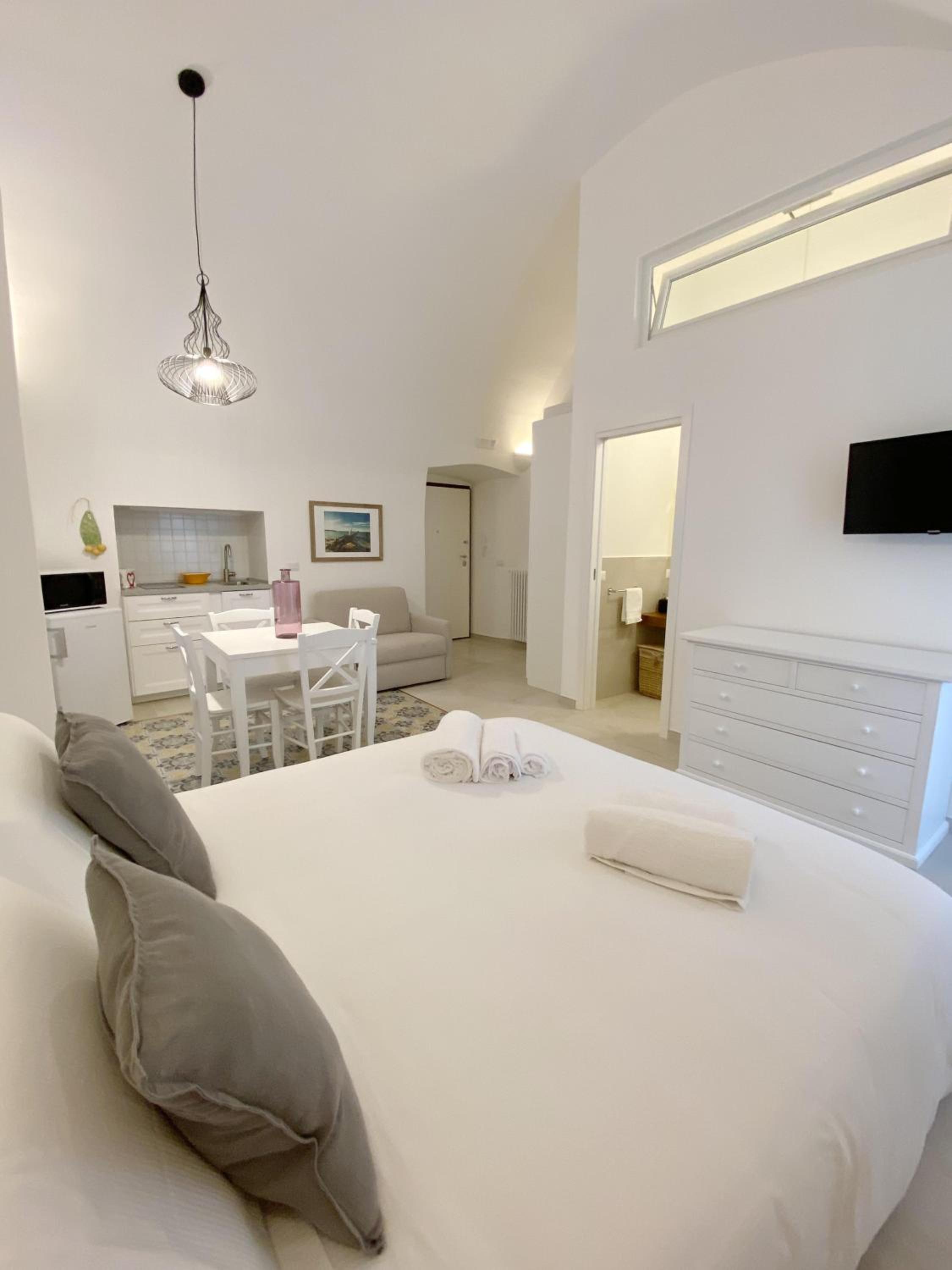 Superior Apartment - Photo 11