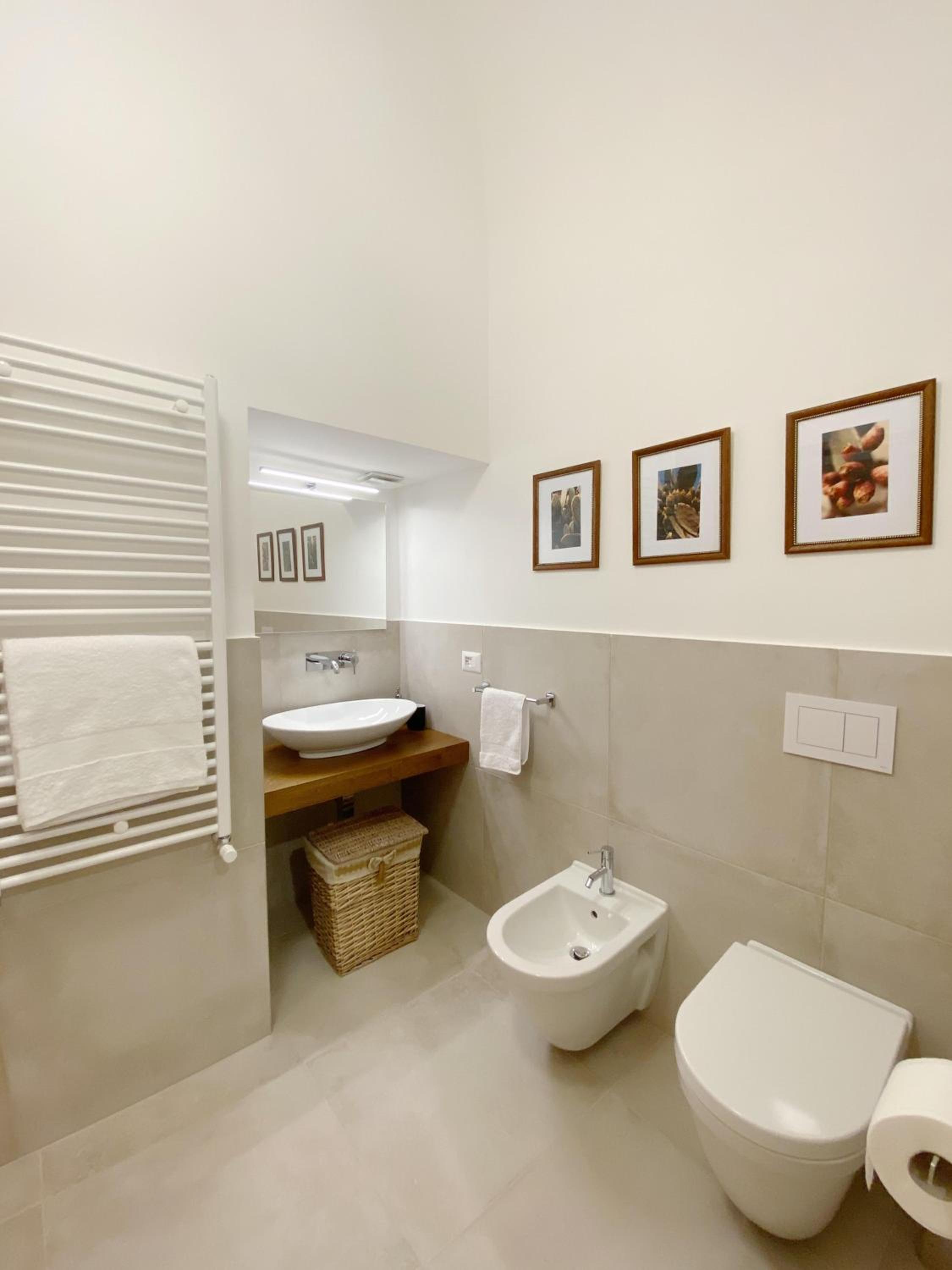 Deluxe Apartment - Photo 9
