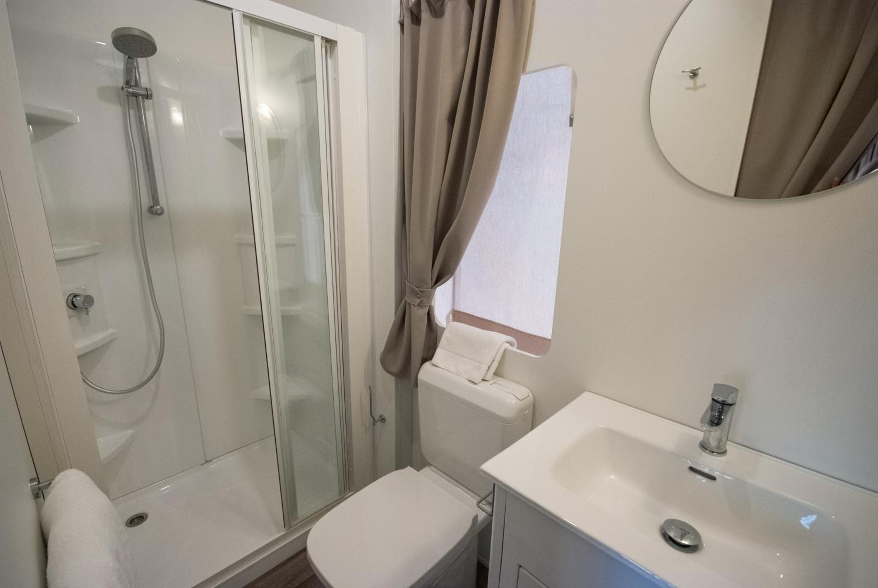Tent Suite Lodge - Photo 3