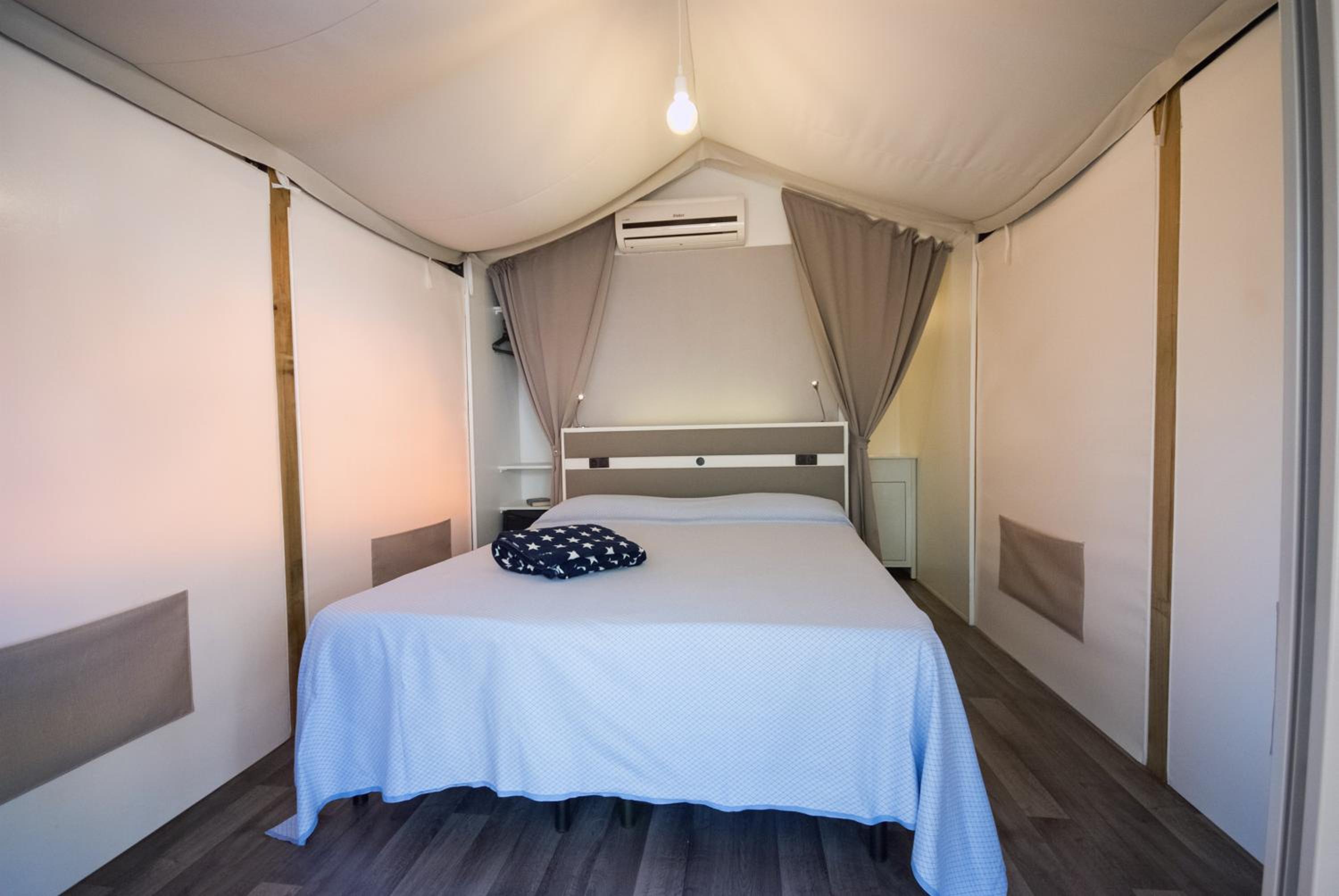 Tent Suite Lodge - Photo 1