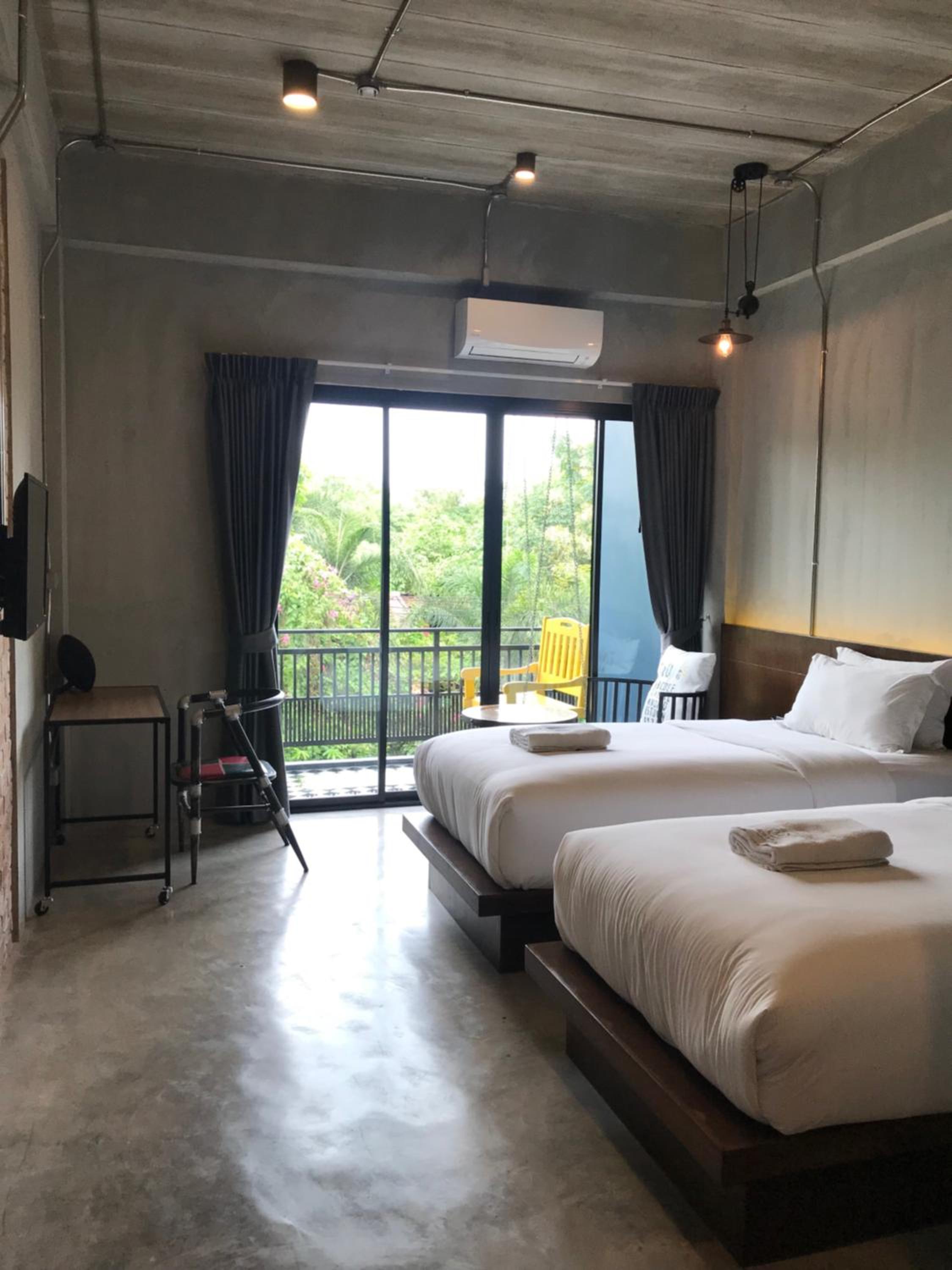 Deluxe Twin Room