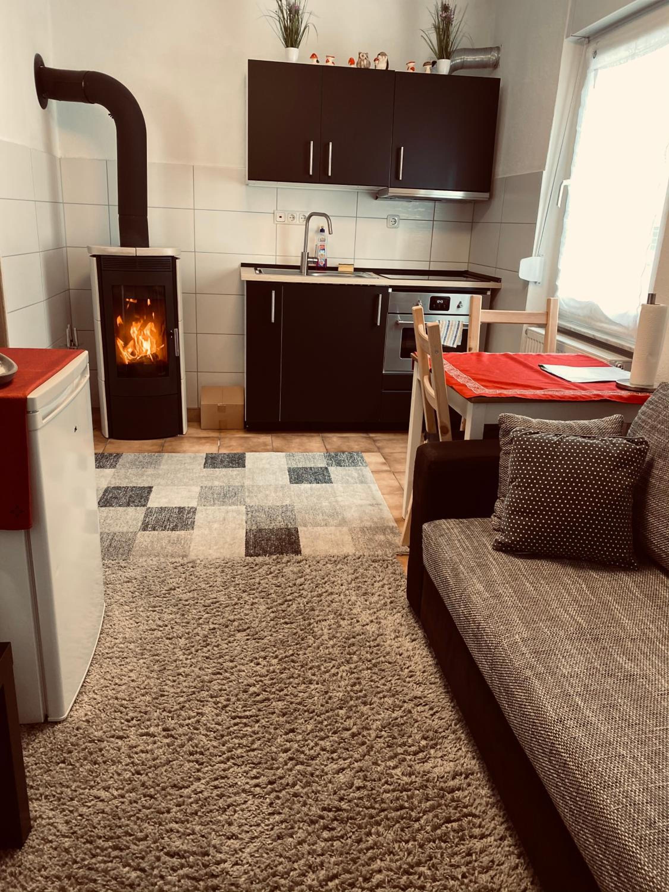 One-Bedroom Apartment - Photo 13