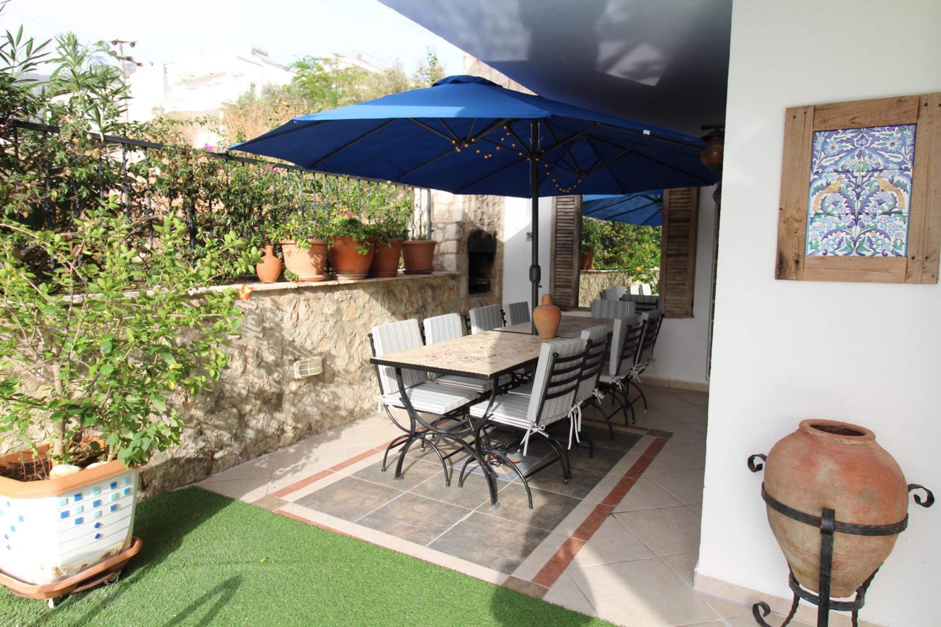 Villa with Sea View - Photo 9