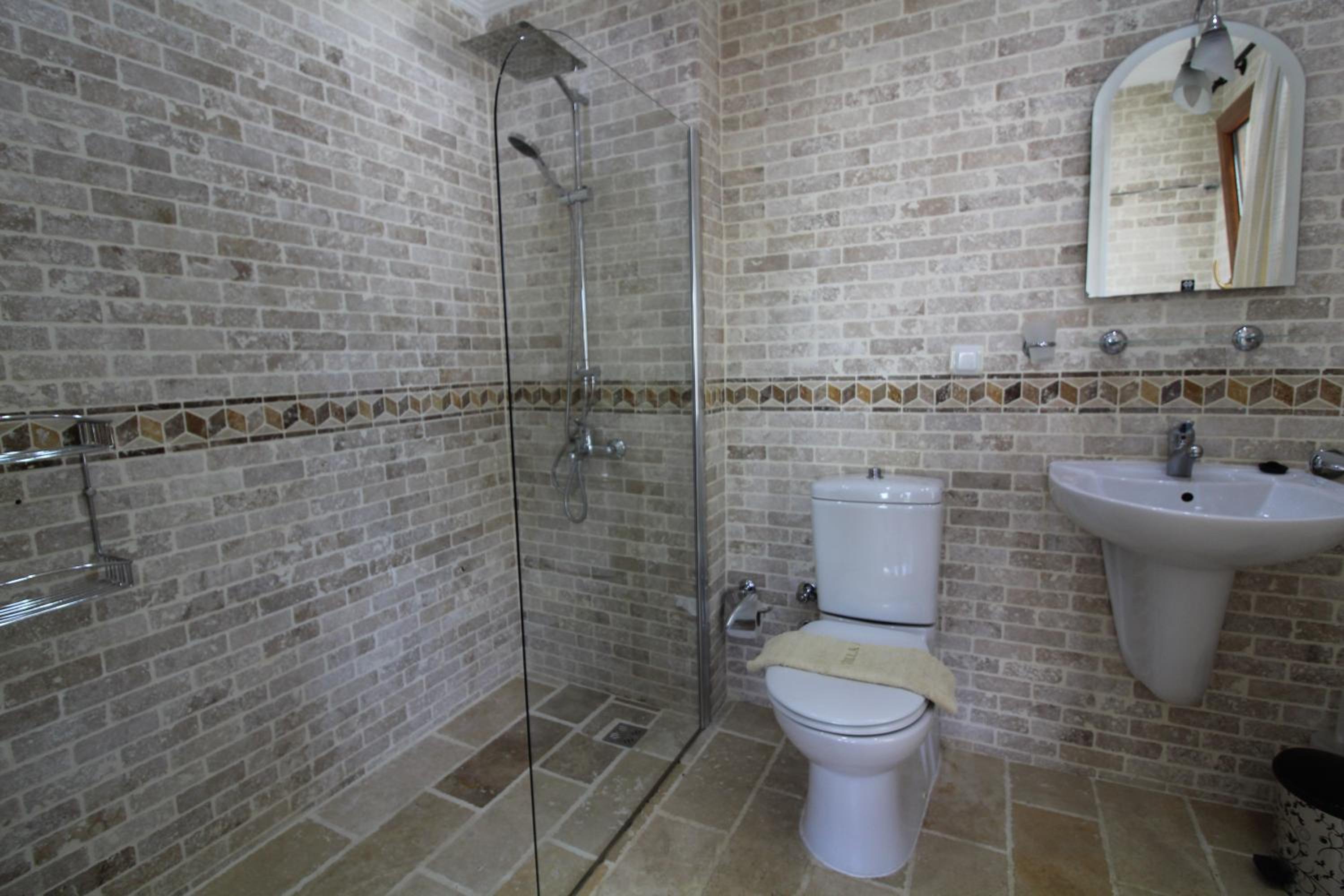 Villa with Sea View - Photo 29