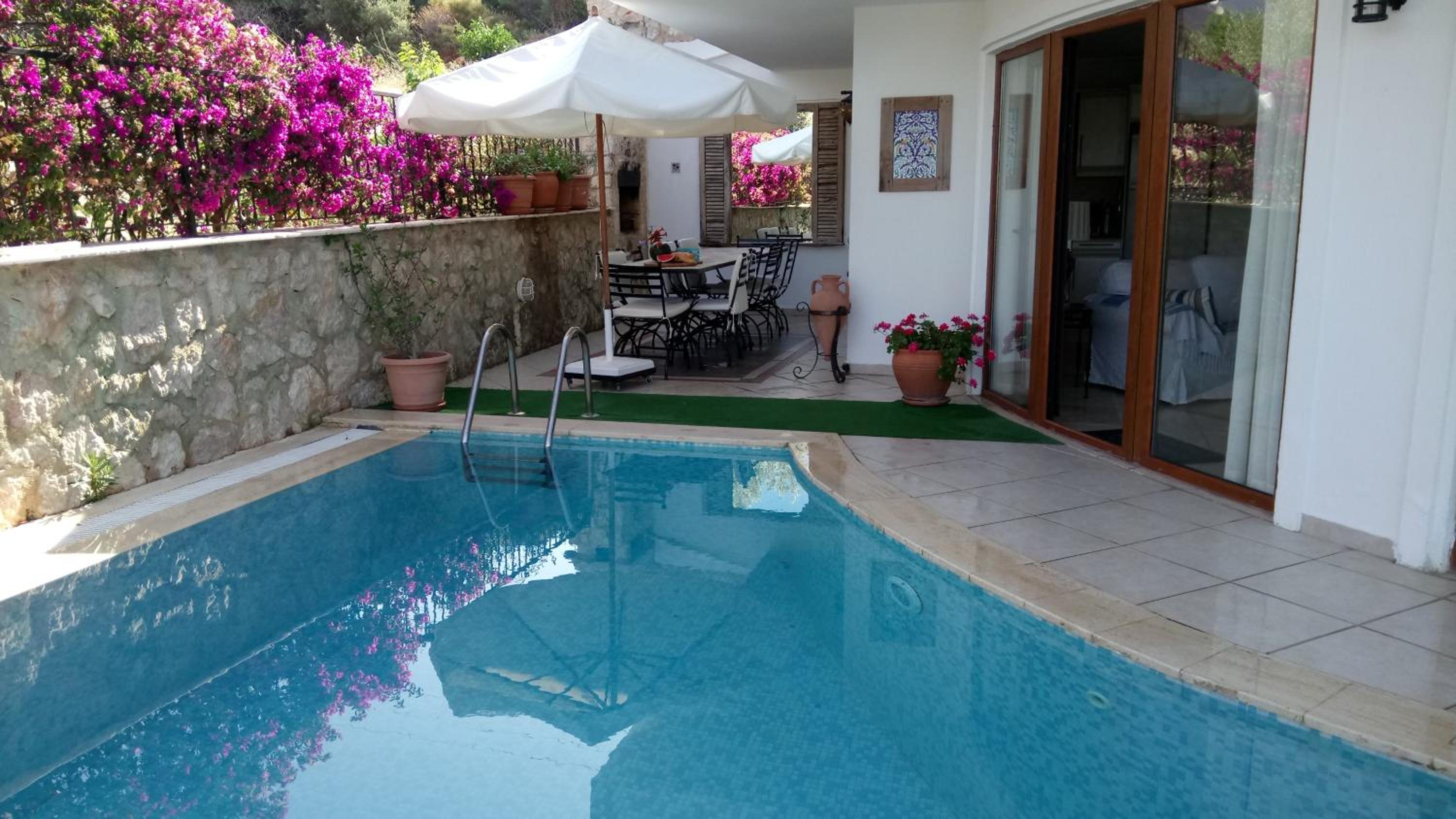 Villa with Sea View - Photo 35