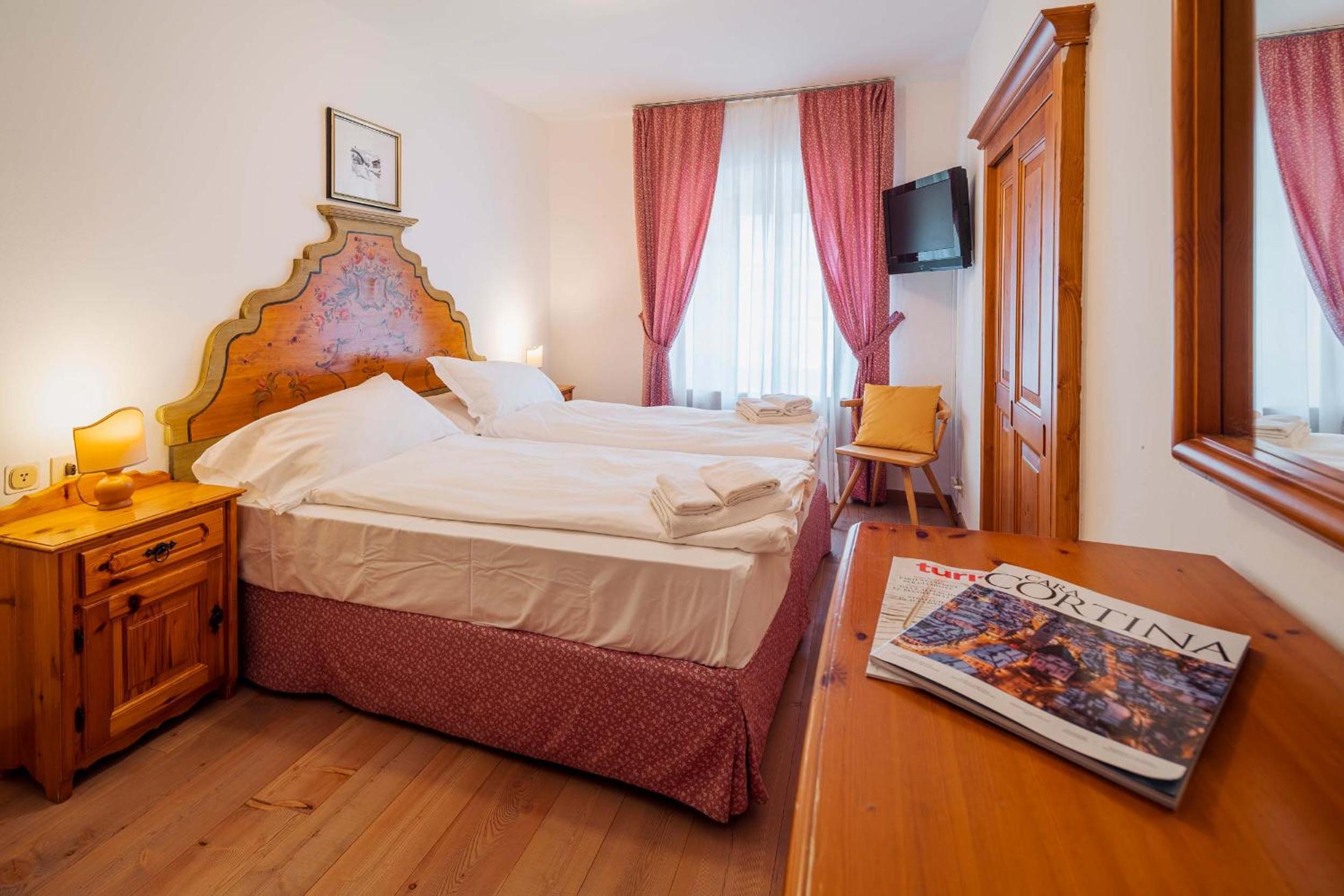 Economy Double or Twin Room photo 3