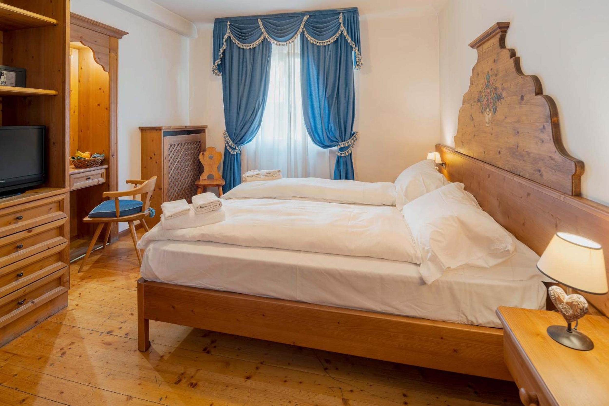 Superior Double or Twin Room photo 2