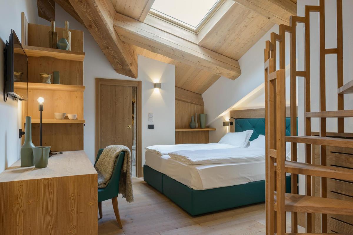 Deluxe Triple Room photo 3