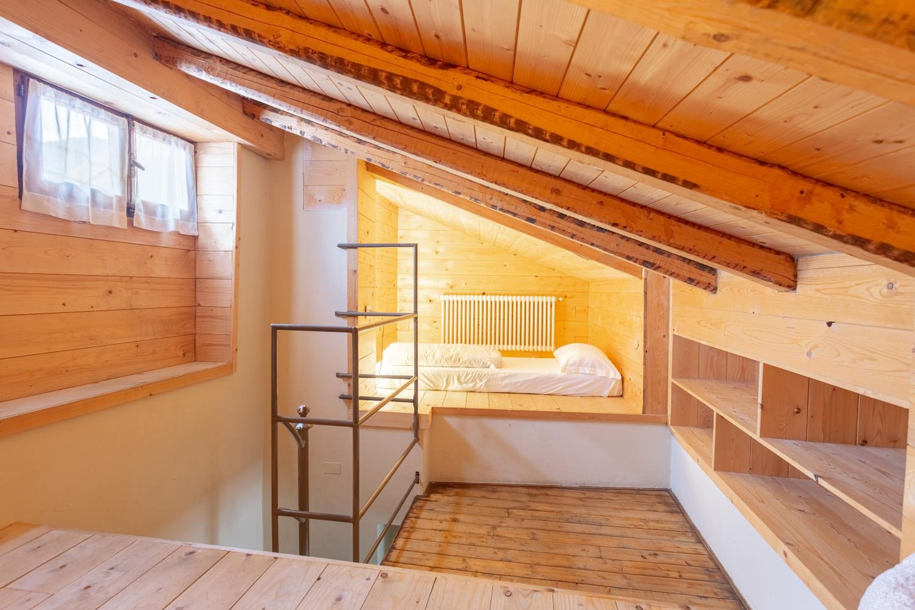 Apartment - Split Level